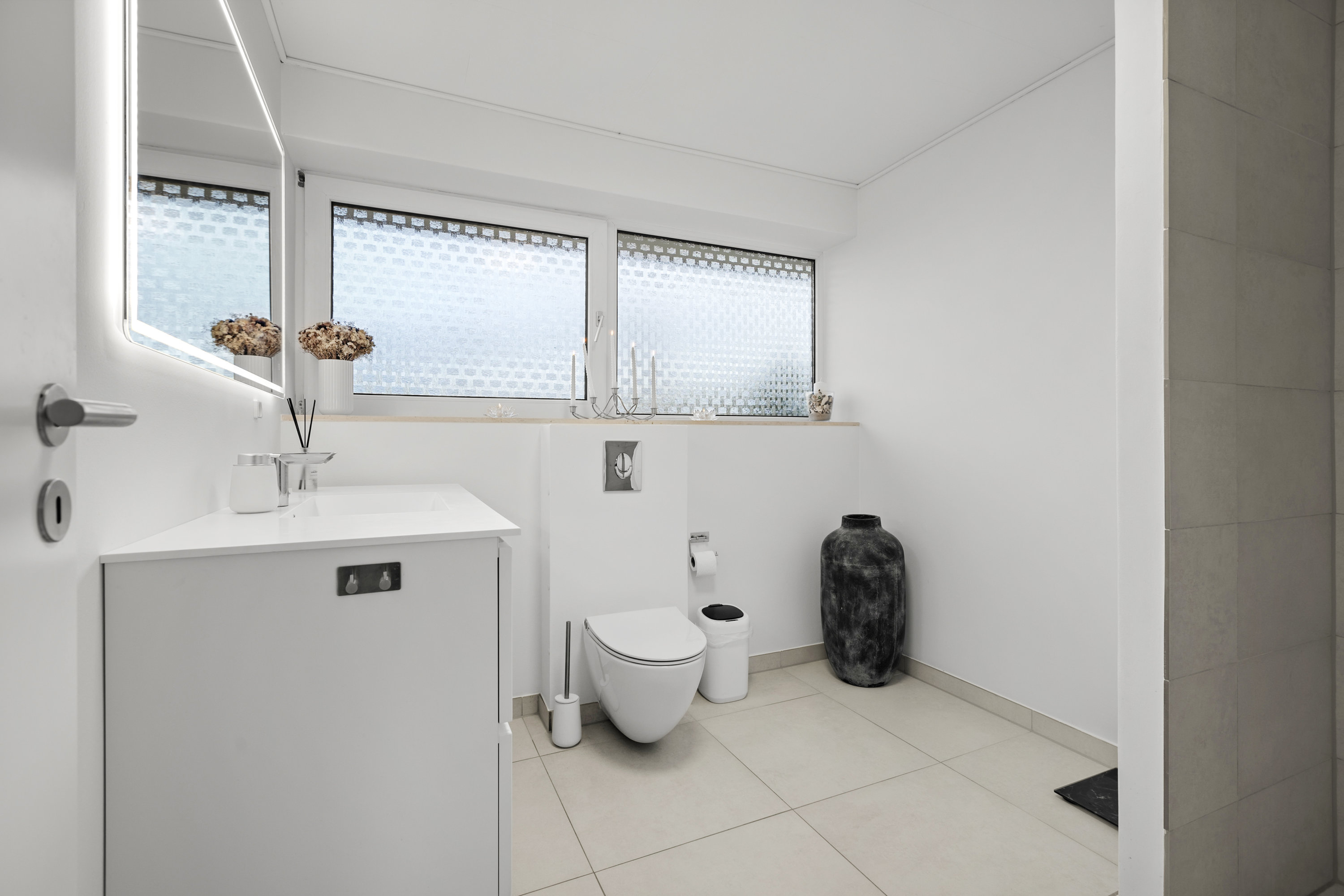 Fremhævet badeværelse billede i fuldskærmstilstand. Billede af Bymarken 50, 4490 Jerslev Sjælland