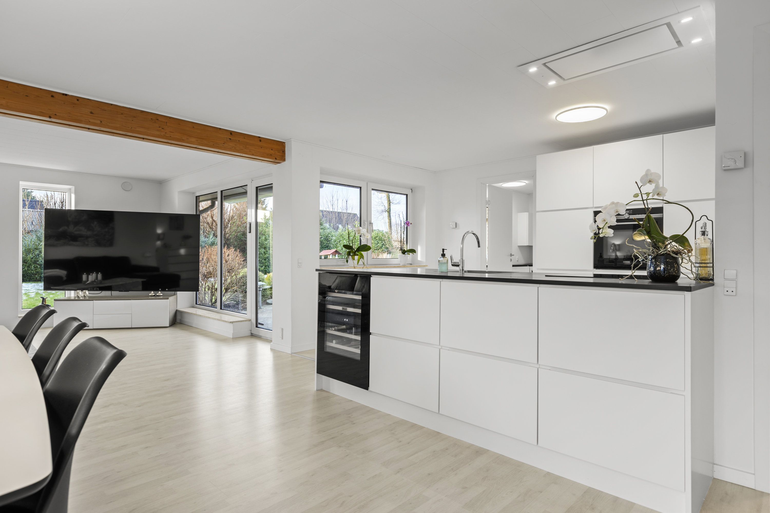 Fremhævet køkken billede i fuldskærmstilstand. Billede af Bymarken 50, 4490 Jerslev Sjælland