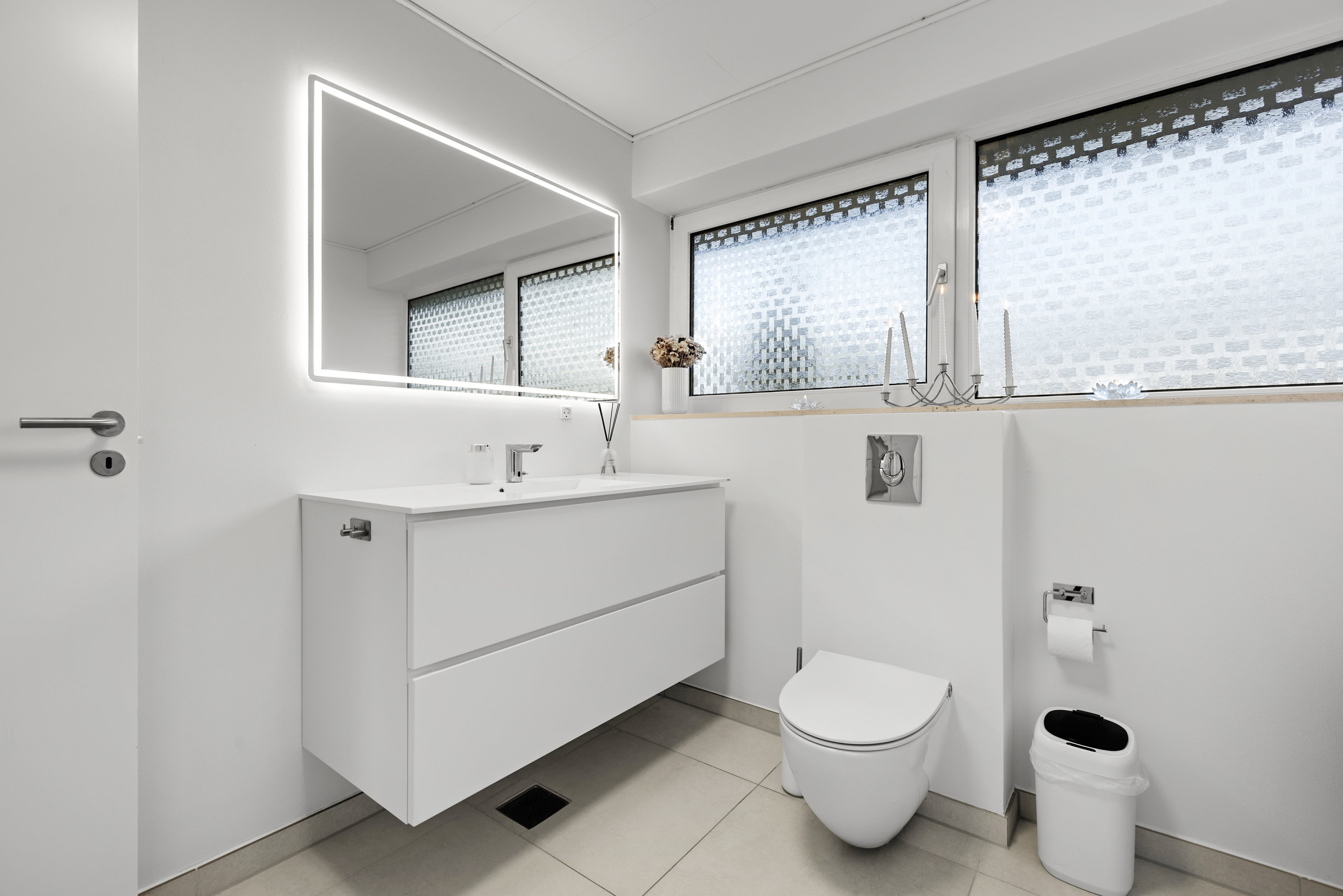 Fremhævet badeværelse billede i fuldskærmstilstand. Billede af Bymarken 50, 4490 Jerslev Sjælland