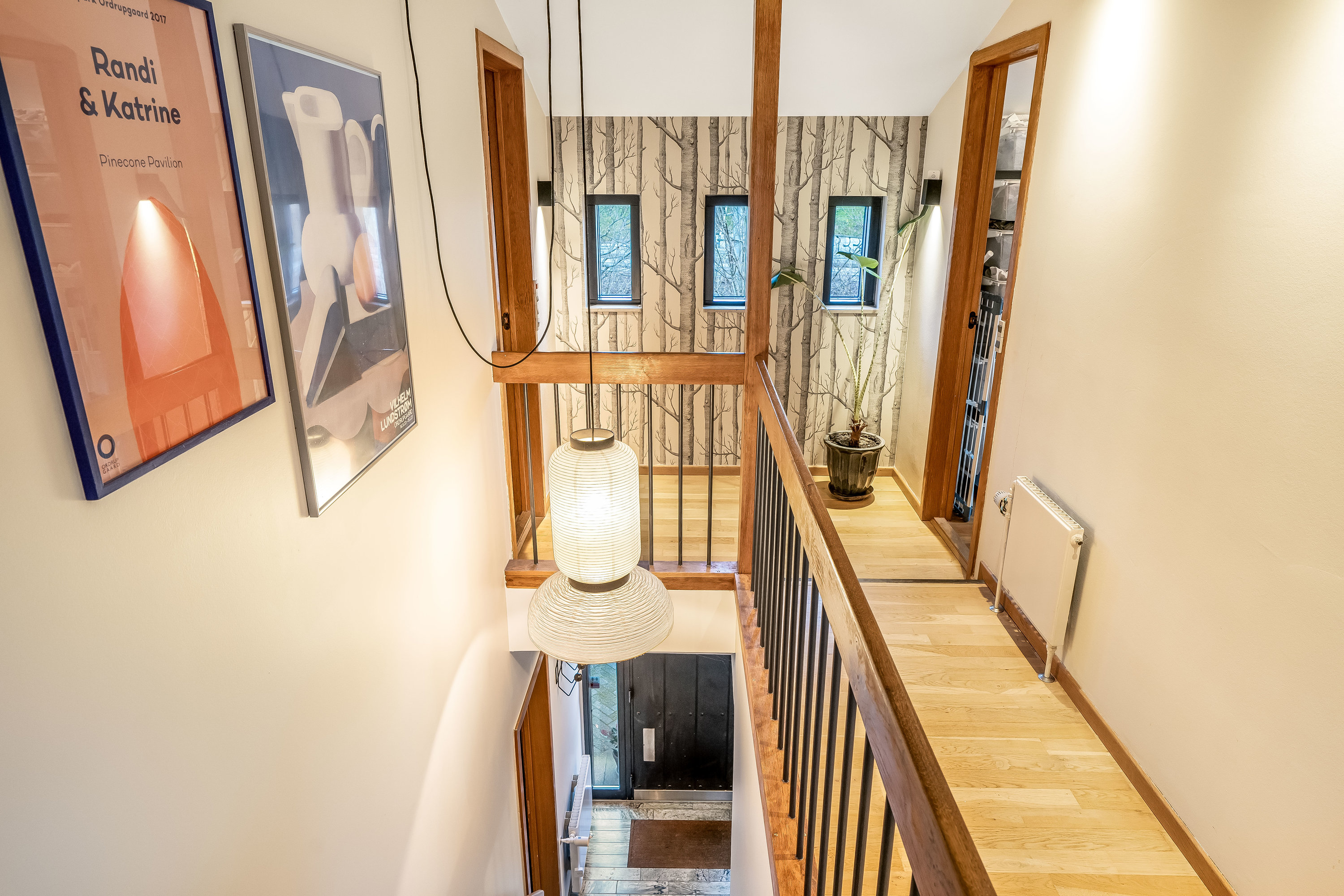 Fremhævet trappe billede i fuldskærmstilstand. Billede af I.H.Mundts Vej 26, 2830 Virum