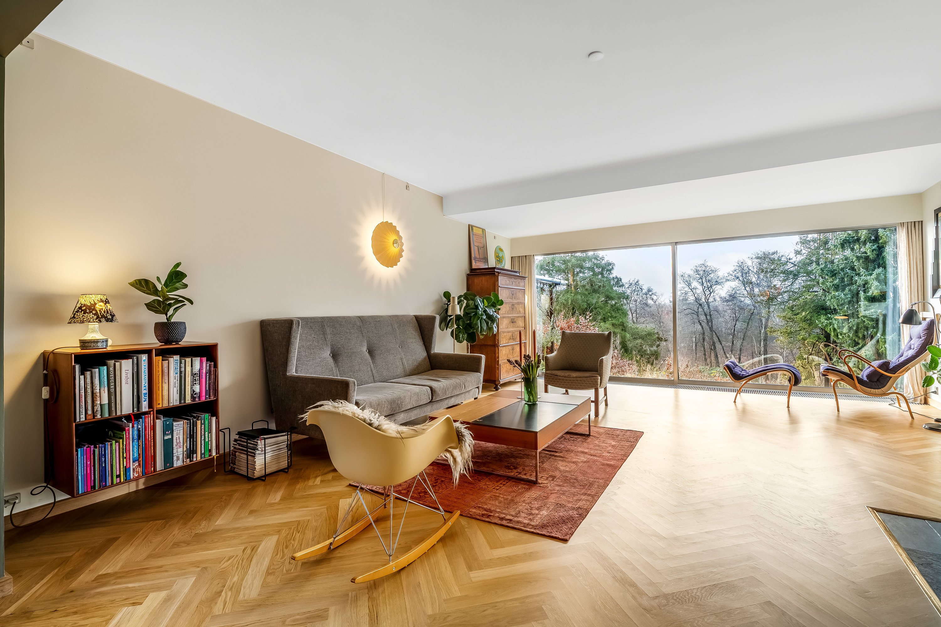 Fremhævet stue billede i fuldskærmstilstand. Billede af I.H.Mundts Vej 26, 2830 Virum