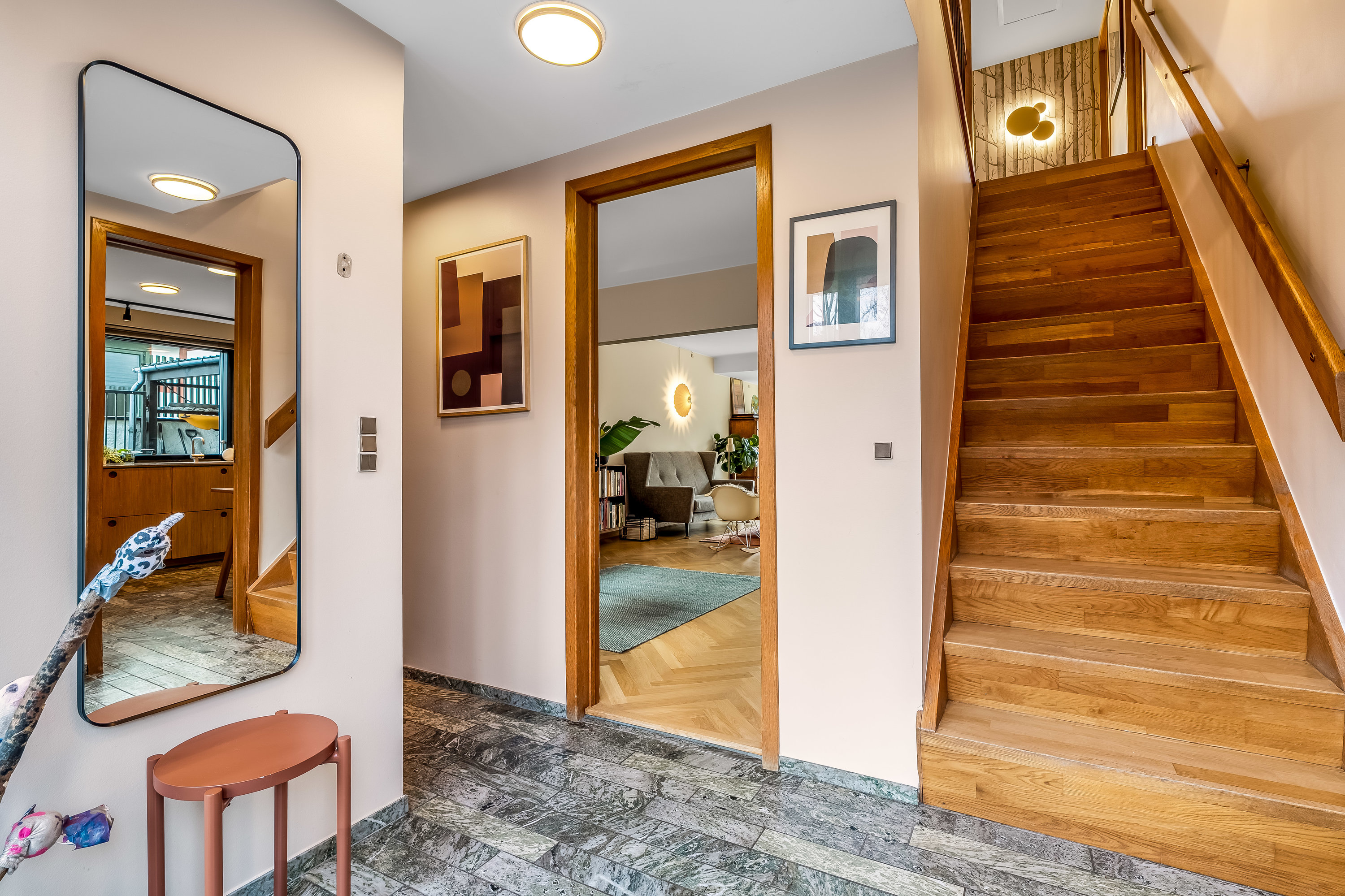 Fremhævet gang billede i fuldskærmstilstand. Billede af I.H.Mundts Vej 26, 2830 Virum