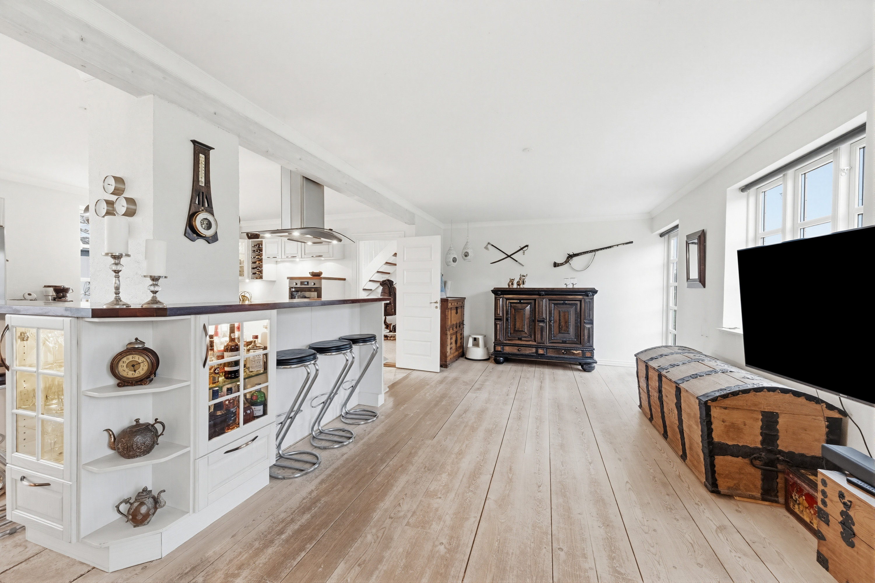 Fremhævet stue billede i fuldskærmstilstand. Billede af Præstevænget 3, 5683 Haarby