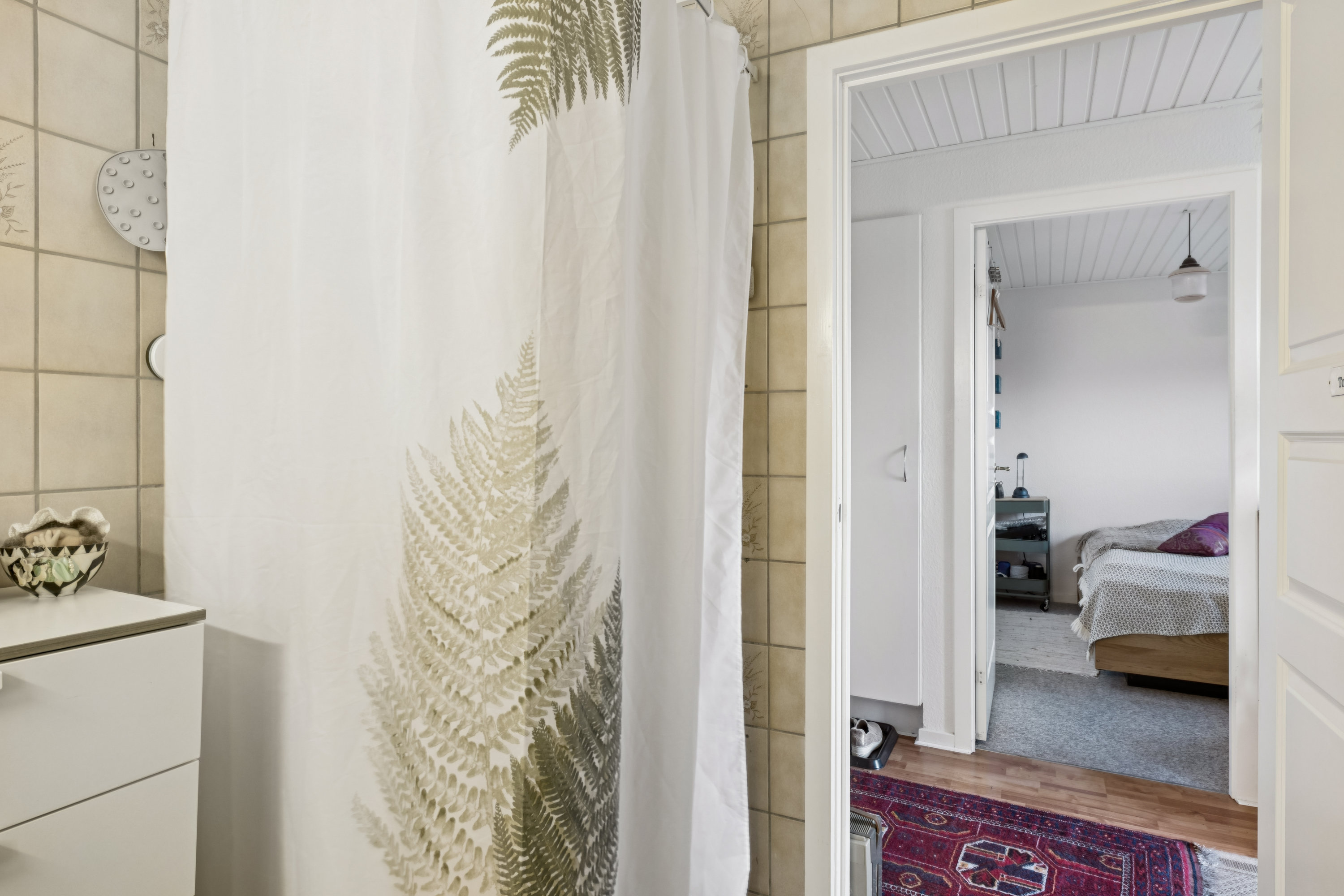 Fremhævet badeværelse billede i fuldskærmstilstand. Billede af Engdiget 36, Hvam, 9620 Aalestrup