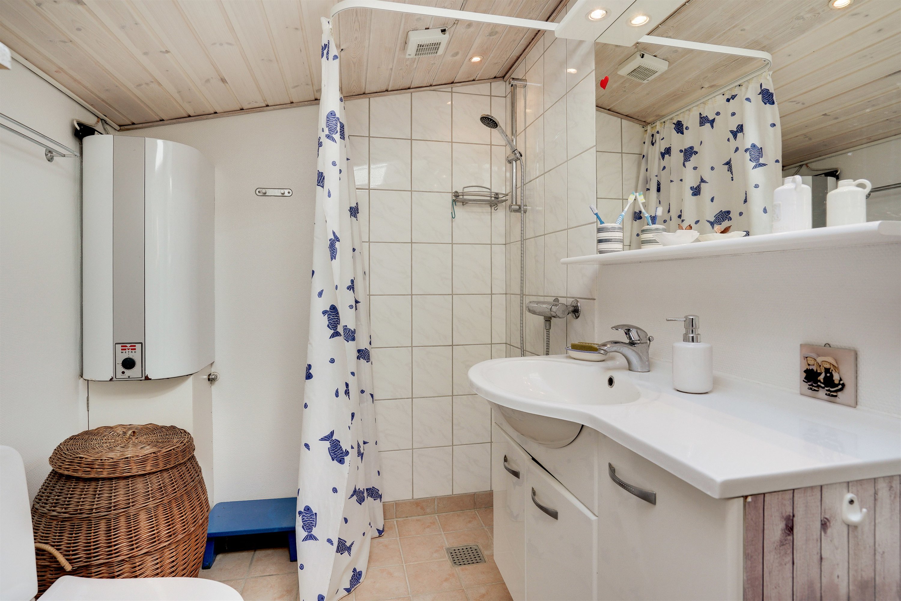 Fremhævet badeværelse billede i fuldskærmstilstand. Billede af Fjordvejen 162, Bækken, 6300 Gråsten