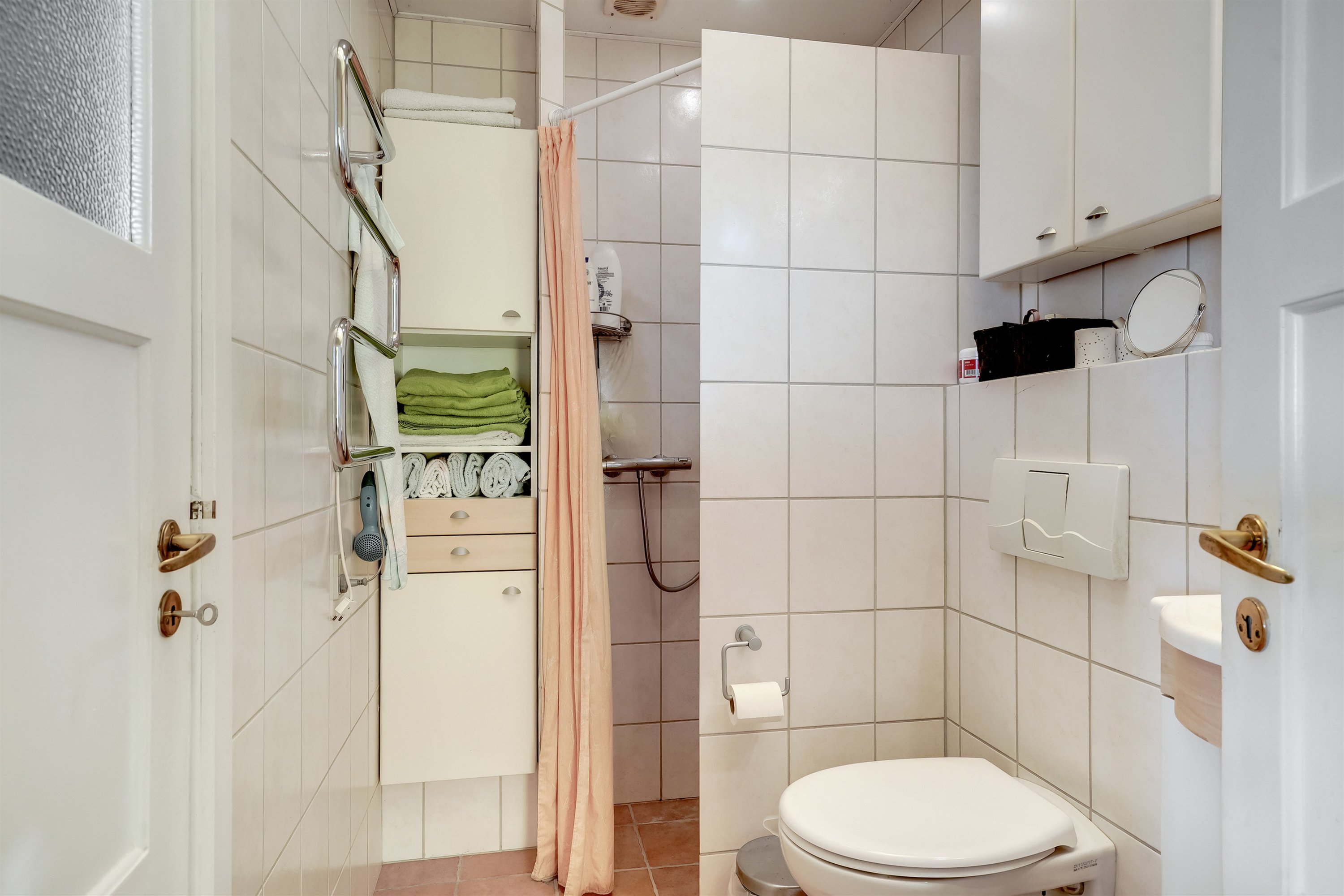 Fremhævet badeværelse billede i fuldskærmstilstand. Billede af Fjordvejen 162, Bækken, 6300 Gråsten