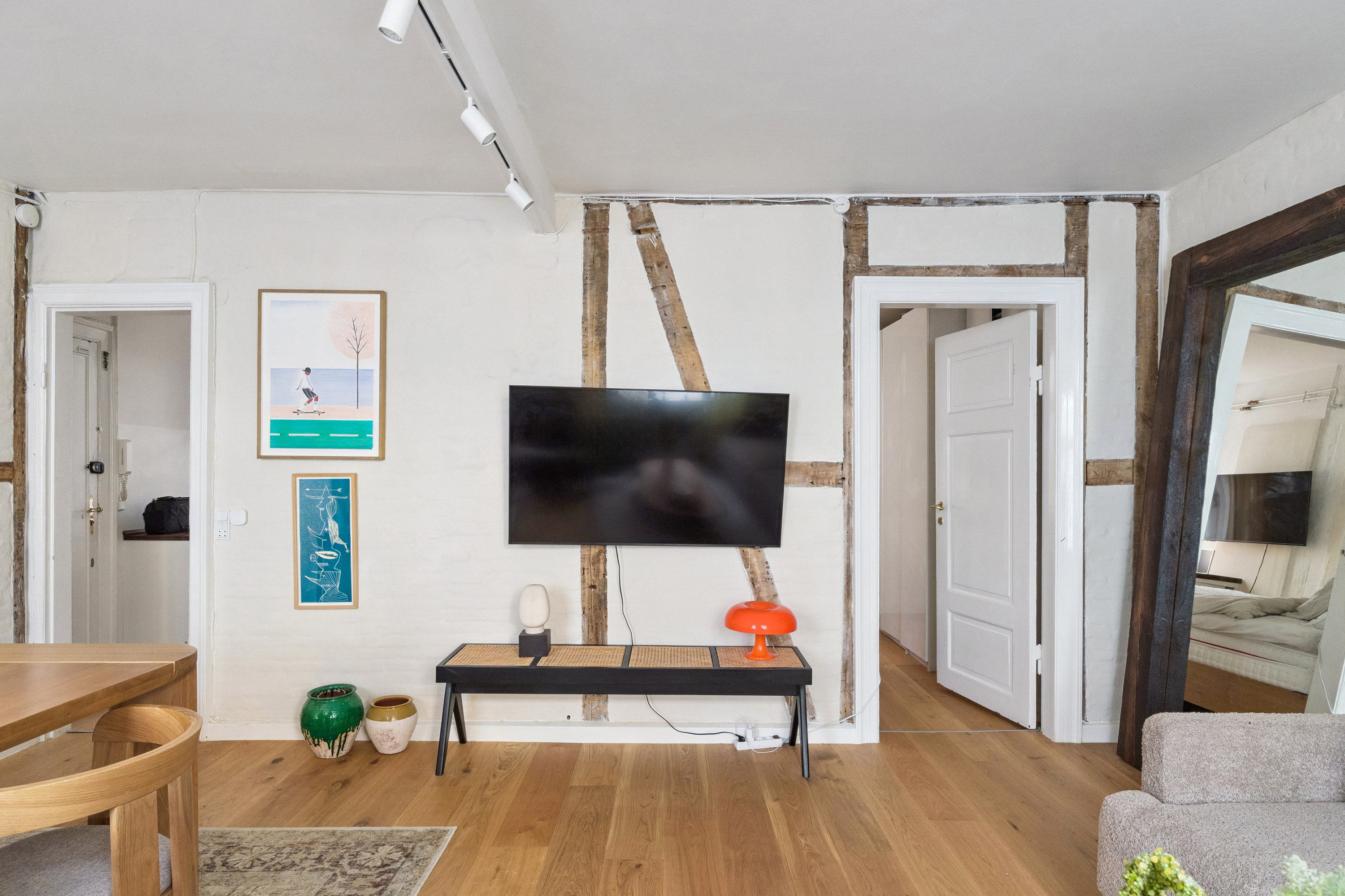 Fremhævet stue billede i fuldskærmstilstand. Billede af Olfert Fischers Gade 4, st.. Th.., 1311 København K