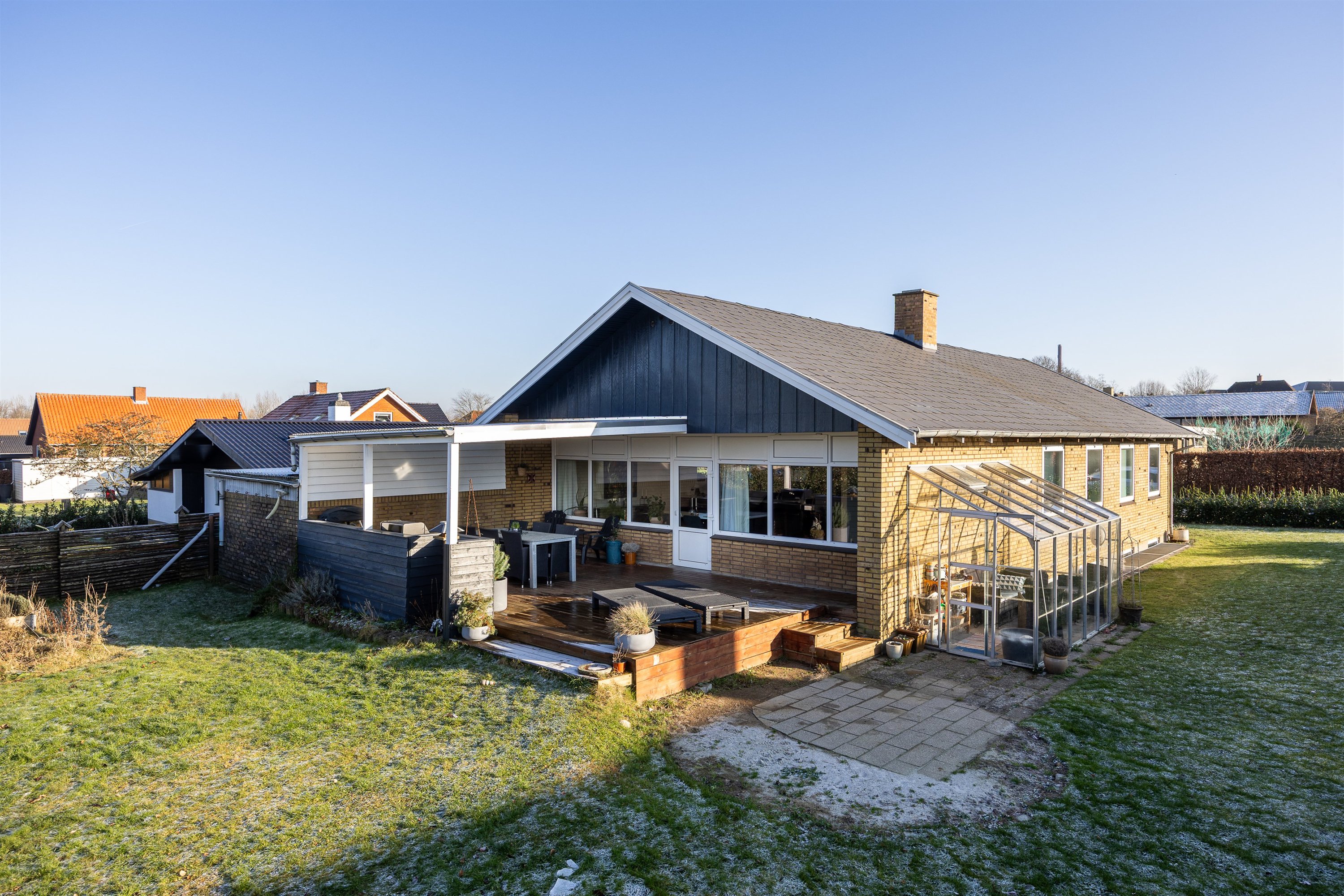 Fremhævet set fra haven billede i fuldskærmstilstand. Billede af Havretoften 25, 4200 Slagelse