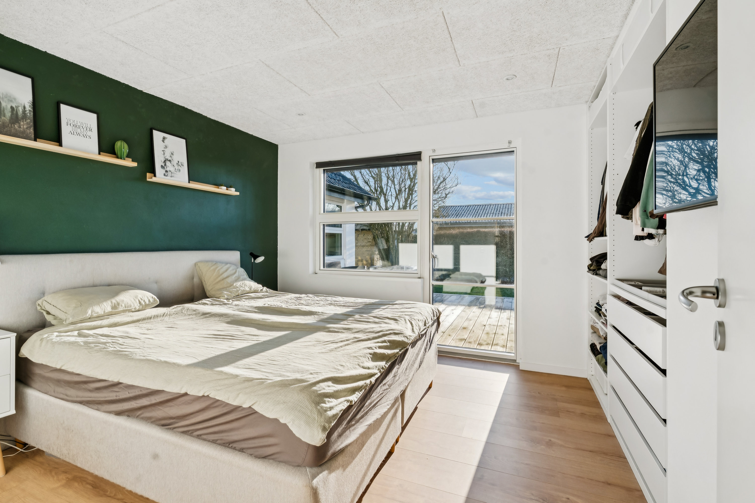 Fremhævet soveværelse billede i fuldskærmstilstand. Billede af Kingos Alle 35, 8723 Løsning