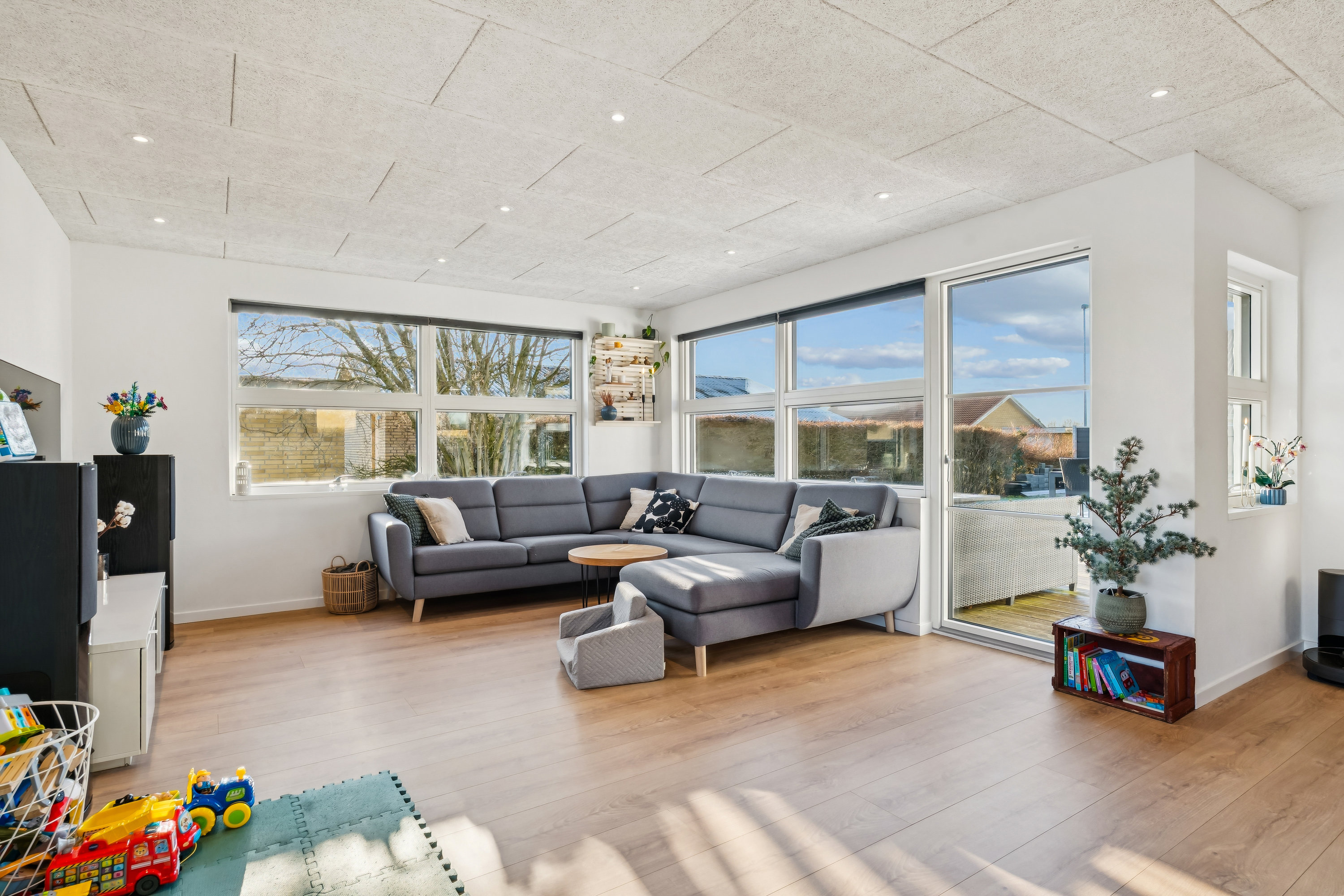 Fremhævet stue billede i fuldskærmstilstand. Billede af Kingos Alle 35, 8723 Løsning