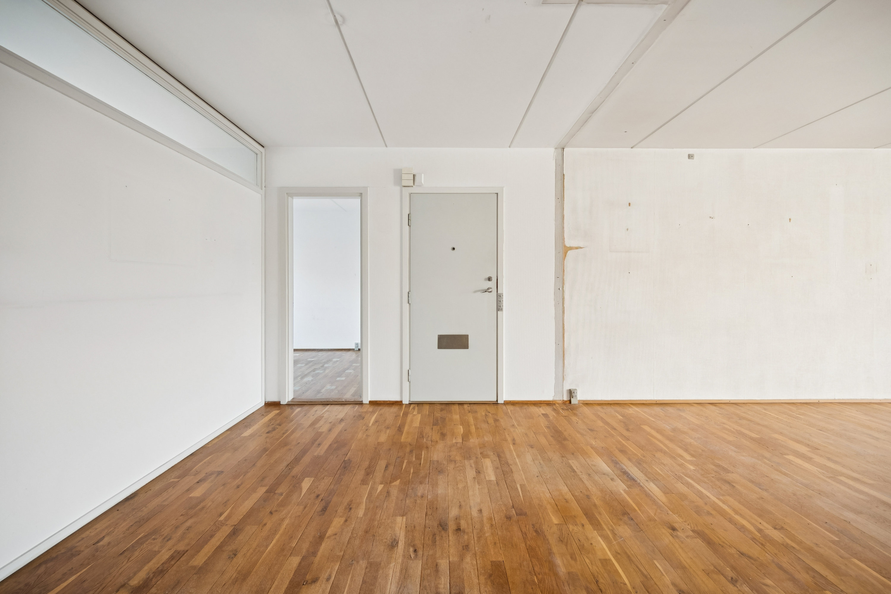 Fremhævet køkken billede i fuldskærmstilstand. Billede af Eremitageparken 213, 1. a., 2800 Kongens Lyngby