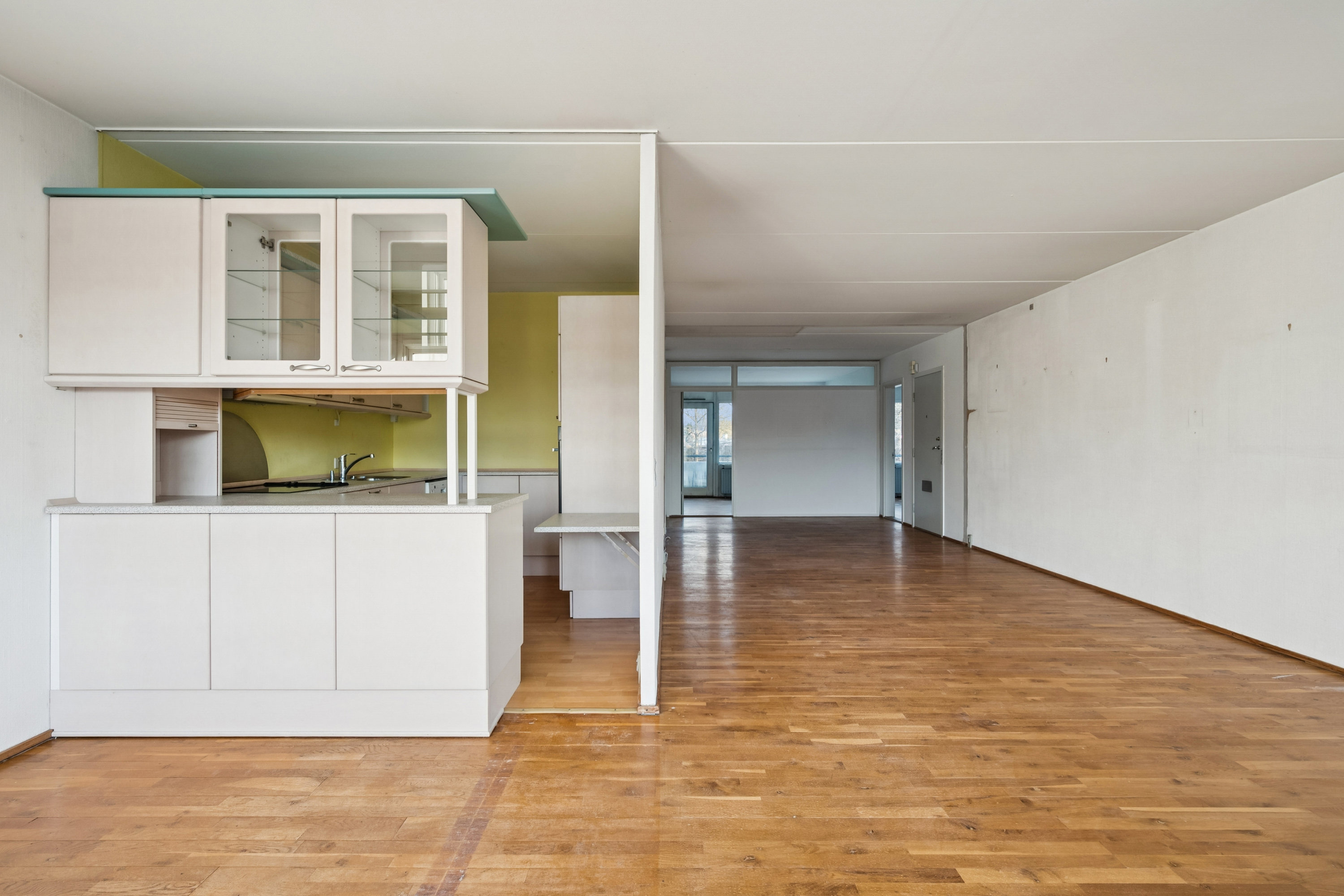 Fremhævet køkken billede i fuldskærmstilstand. Billede af Eremitageparken 213, 1. a., 2800 Kongens Lyngby