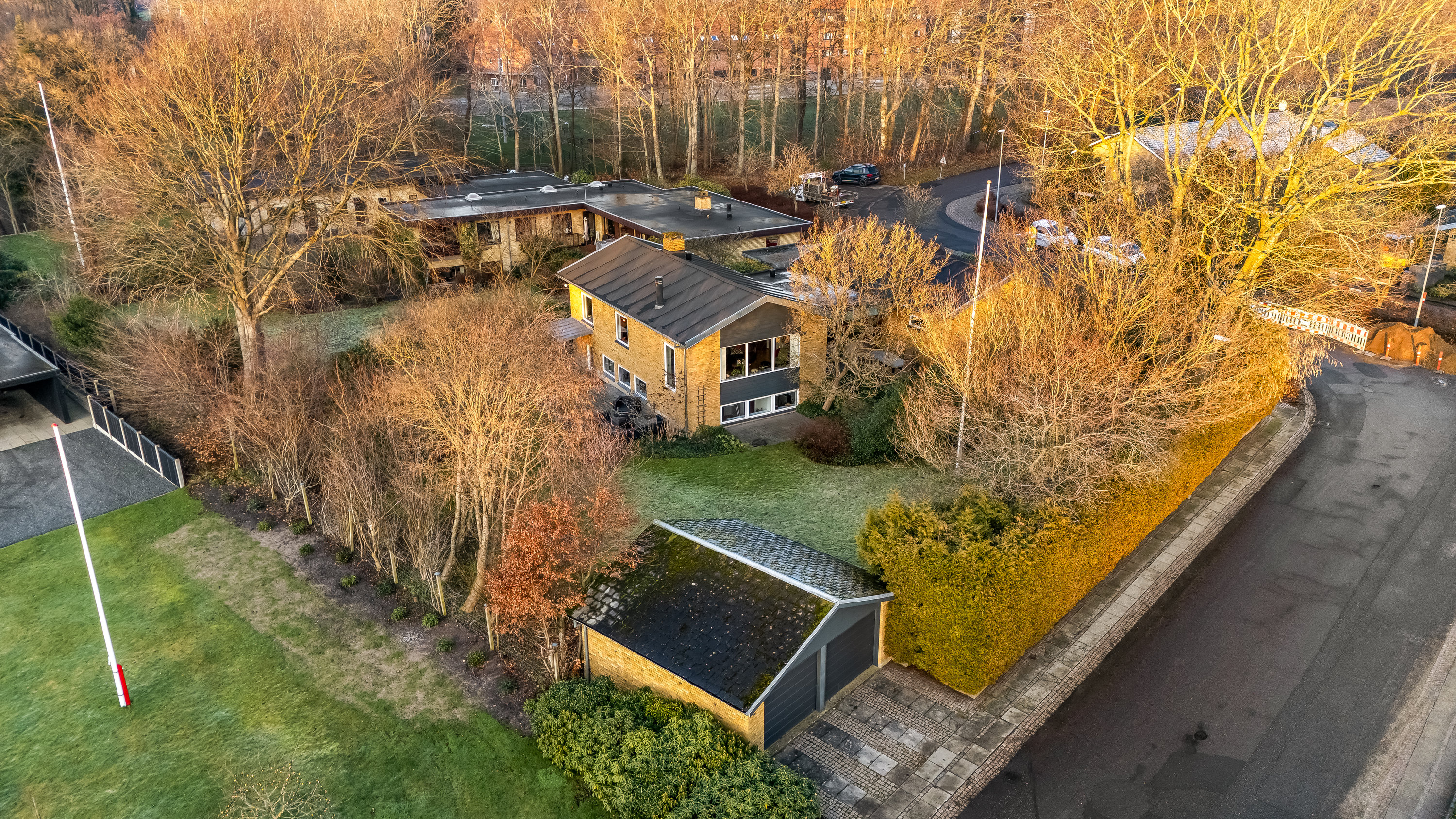 Miniaturebillede 1: luftfoto. Billede af Snerlevej 9, 7500 Holstebro