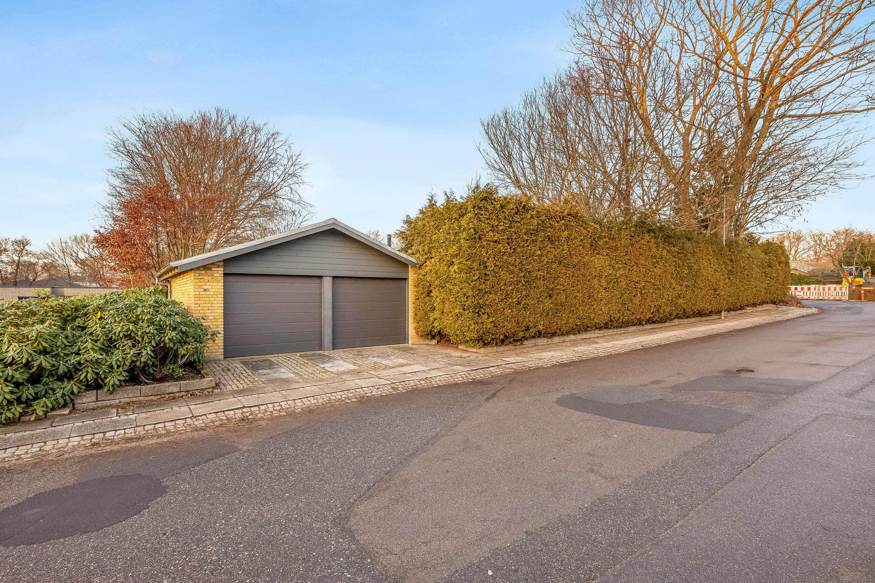 Fremhævet garage billede i fuldskærmstilstand. Billede af Snerlevej 9, 7500 Holstebro