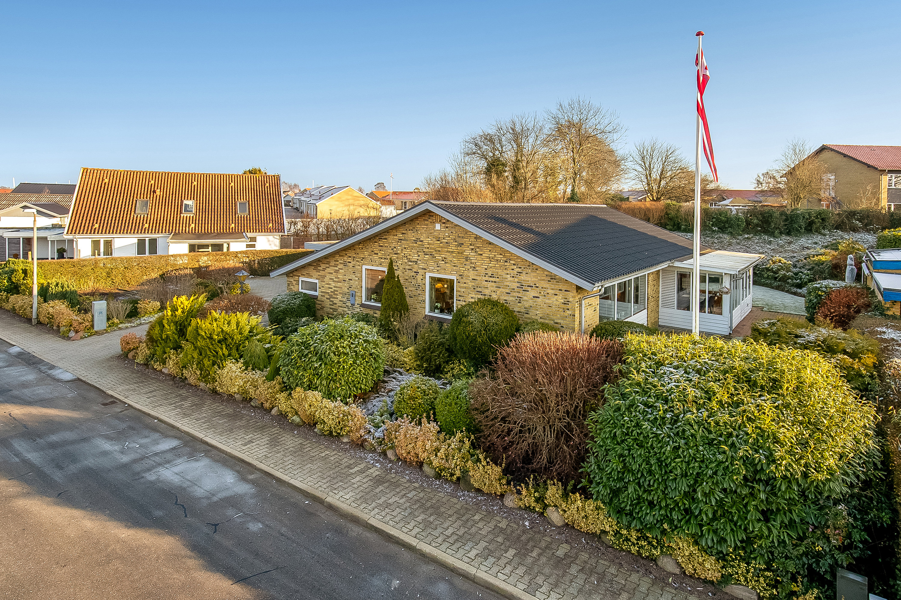 Fremhævet mastefoto billede i fuldskærmstilstand. Billede af Engtoften 18, Erritsø, 7000 Fredericia