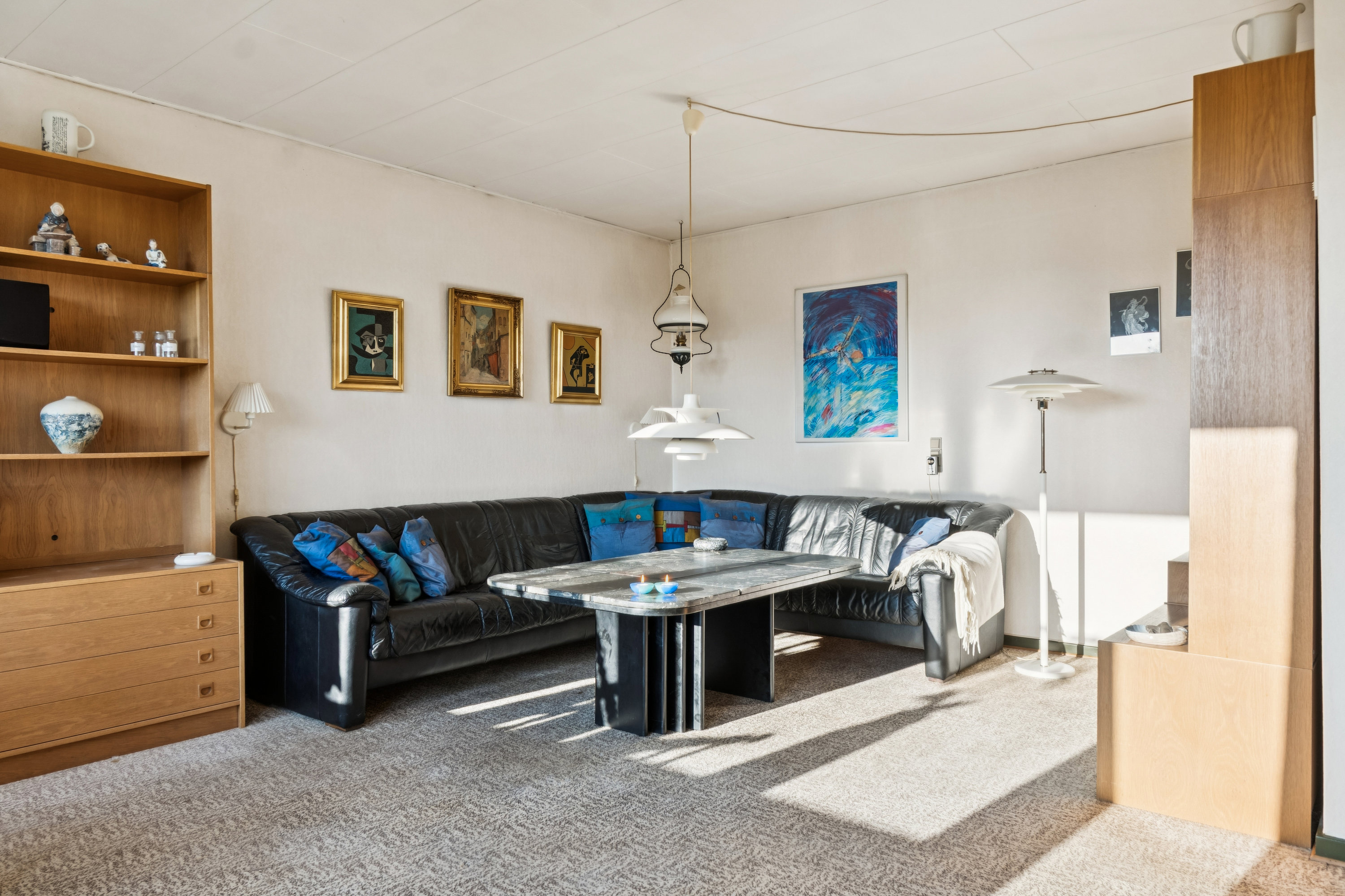 Fremhævet stue billede i fuldskærmstilstand. Billede af Rensdyrløkken 11, Slukefter, 5210 Odense NV