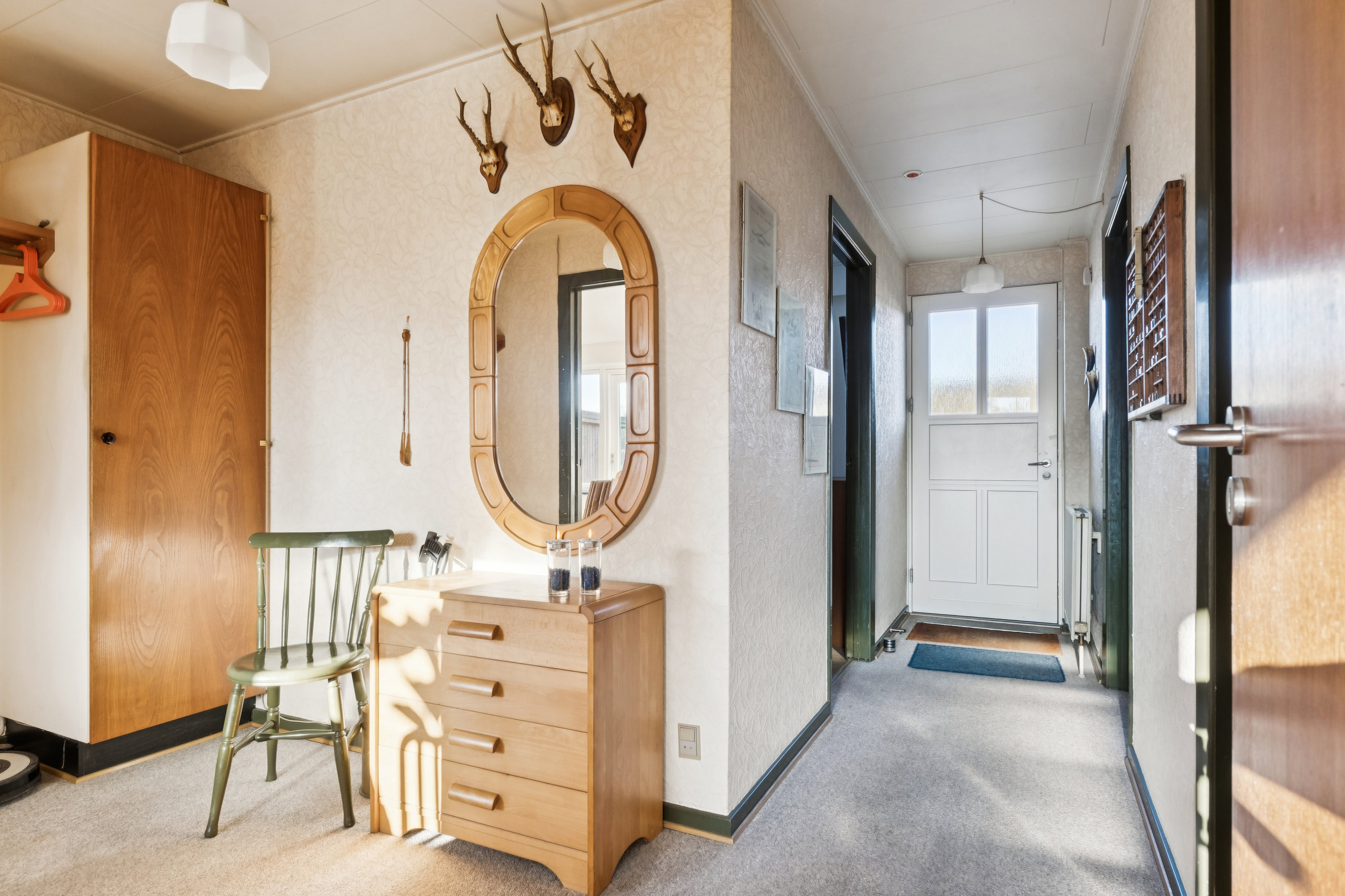 Fremhævet gang billede i fuldskærmstilstand. Billede af Rensdyrløkken 11, Slukefter, 5210 Odense NV