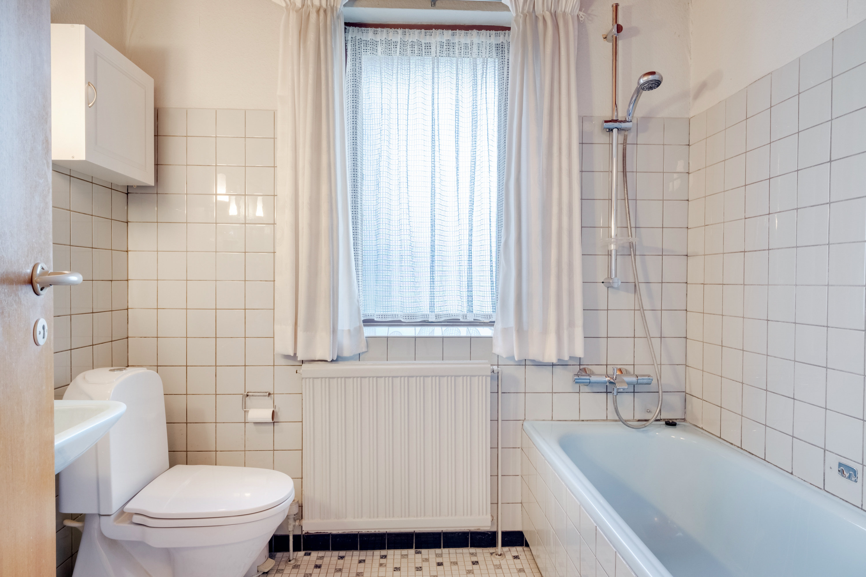 Fremhævet badeværelse billede i fuldskærmstilstand. Billede af Dragebakken 551, Sanderum, 5250 Odense SV