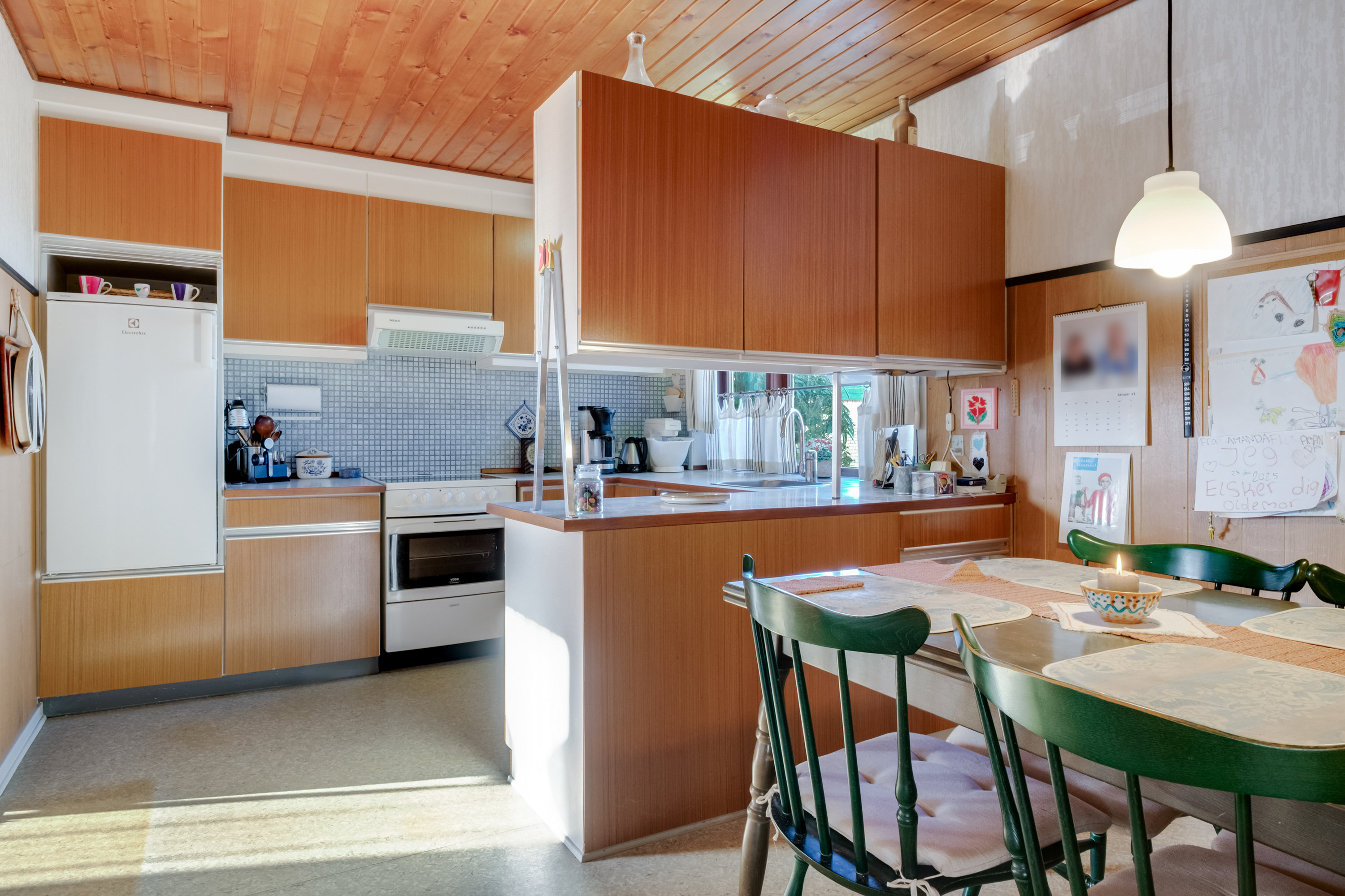 Fremhævet køkken alrum billede i fuldskærmstilstand. Billede af Dragebakken 551, Sanderum, 5250 Odense SV