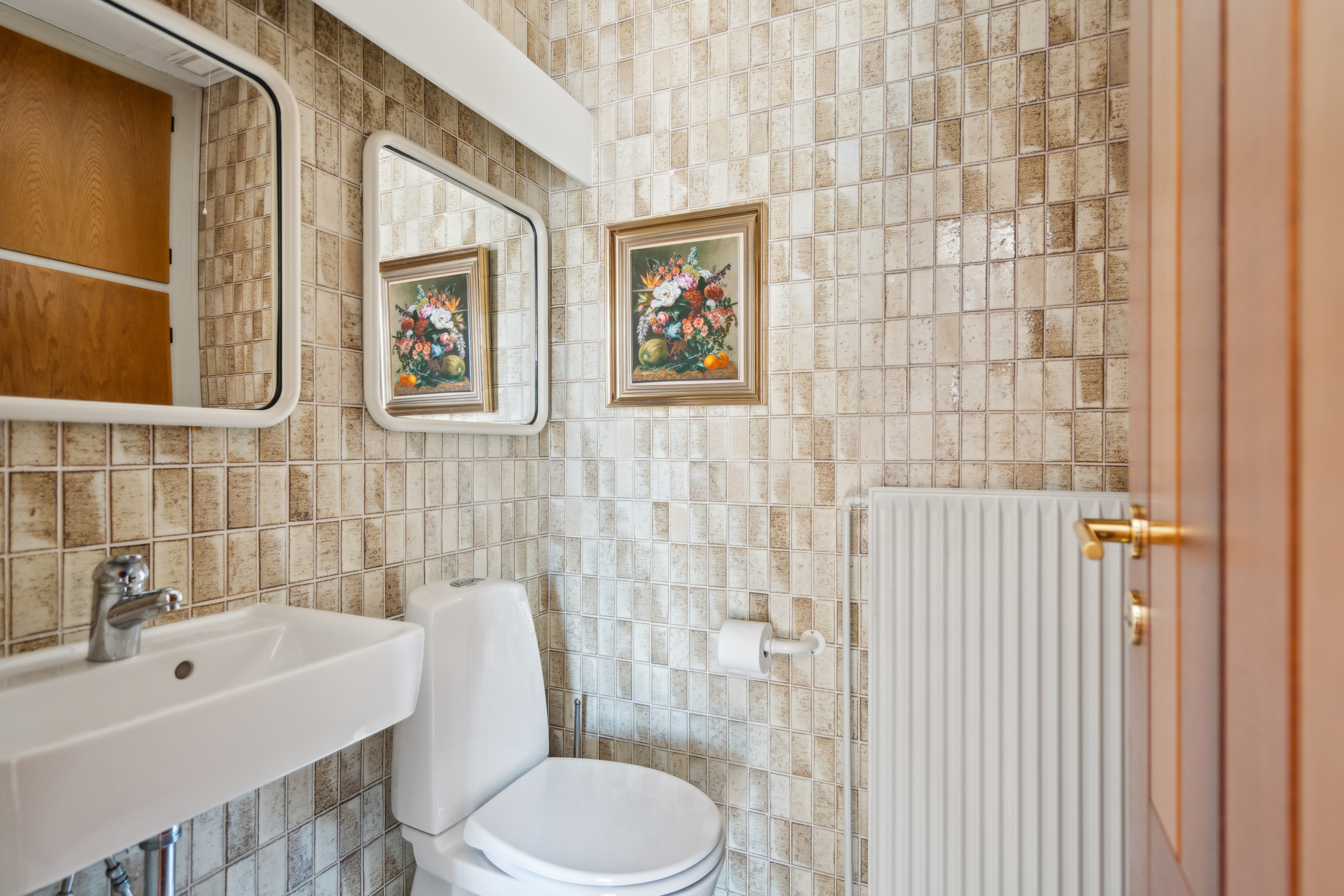 Fremhævet gæstetoilet billede i fuldskærmstilstand. Billede af Jens Kalstrups Vej 9, Hasseris, 9000 Aalborg