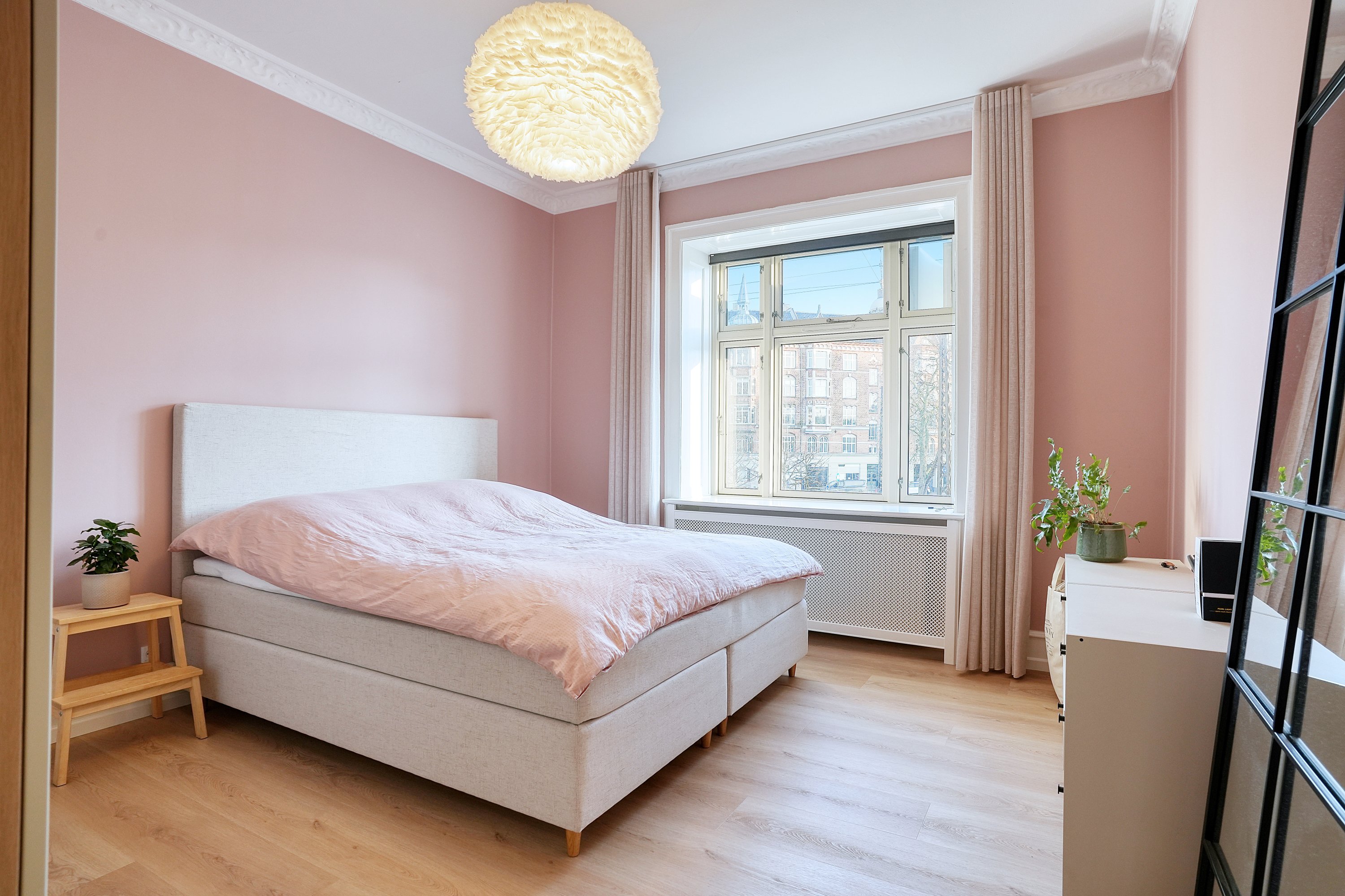 Fremhævet værelse billede i fuldskærmstilstand. Billede af Laurids Skaus Gade 7, 1. th., 2200 København N