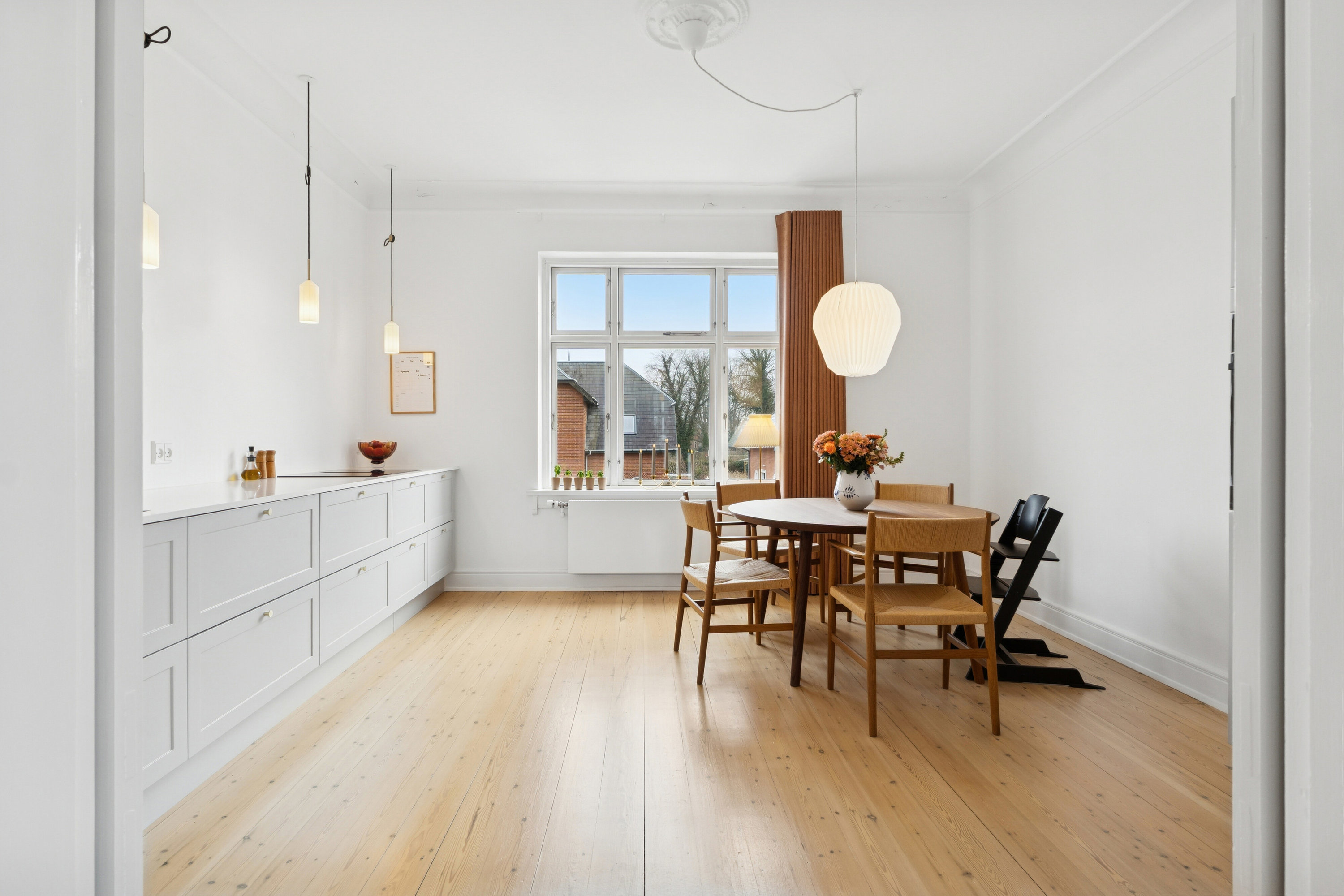 Fremhævet spisestue billede i fuldskærmstilstand. Billede af Læssøegade 35A, 1., 5000 Odense C