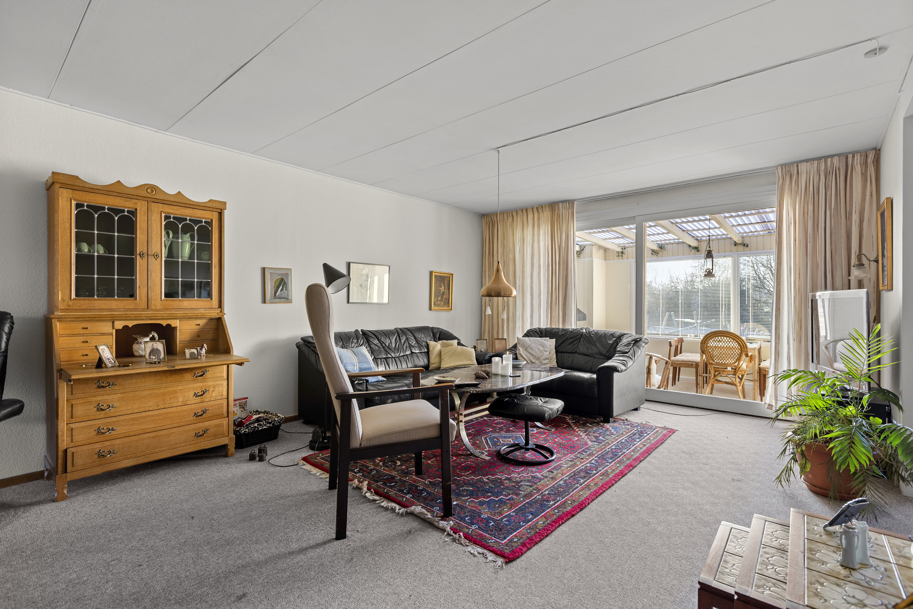 Fremhævet stue billede i fuldskærmstilstand. Billede af Højmarken 53, Gevninge, 4000 Roskilde