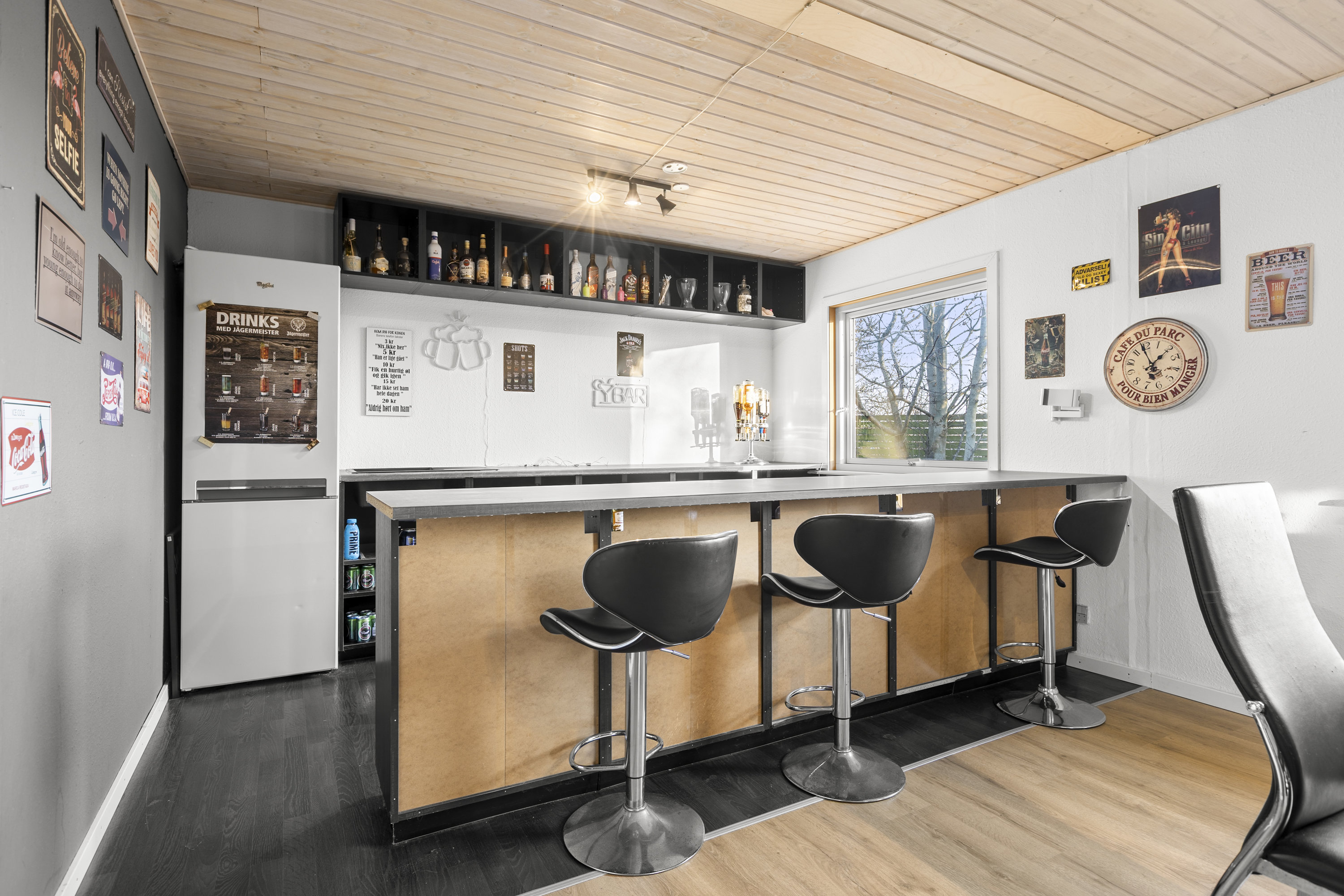 Fremhævet stue billede i fuldskærmstilstand. Billede af Ellemosevej 10, Ugerløse, 4400 Kalundborg