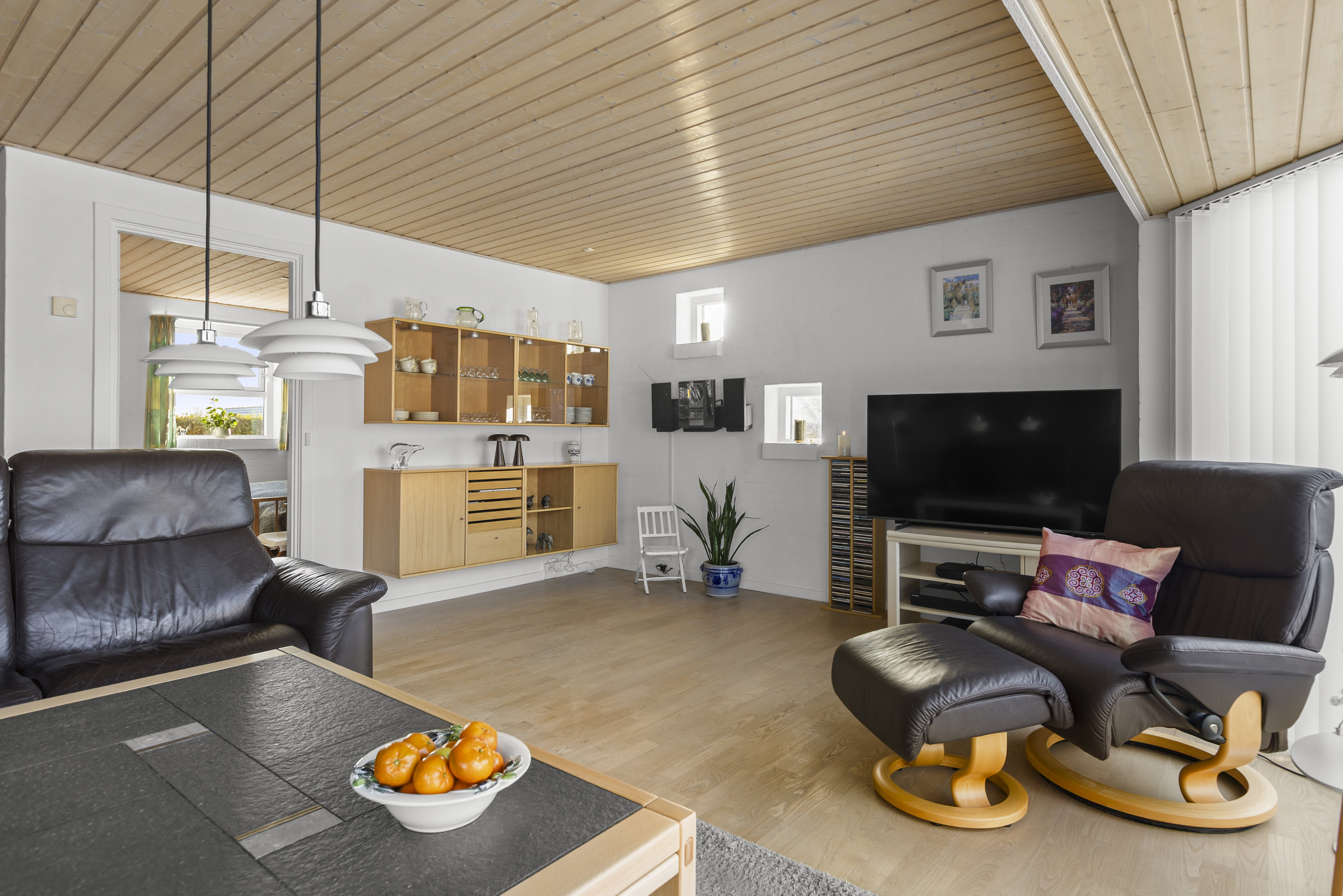 Fremhævet stue billede i fuldskærmstilstand. Billede af Humlehaven 50, 4400 Kalundborg