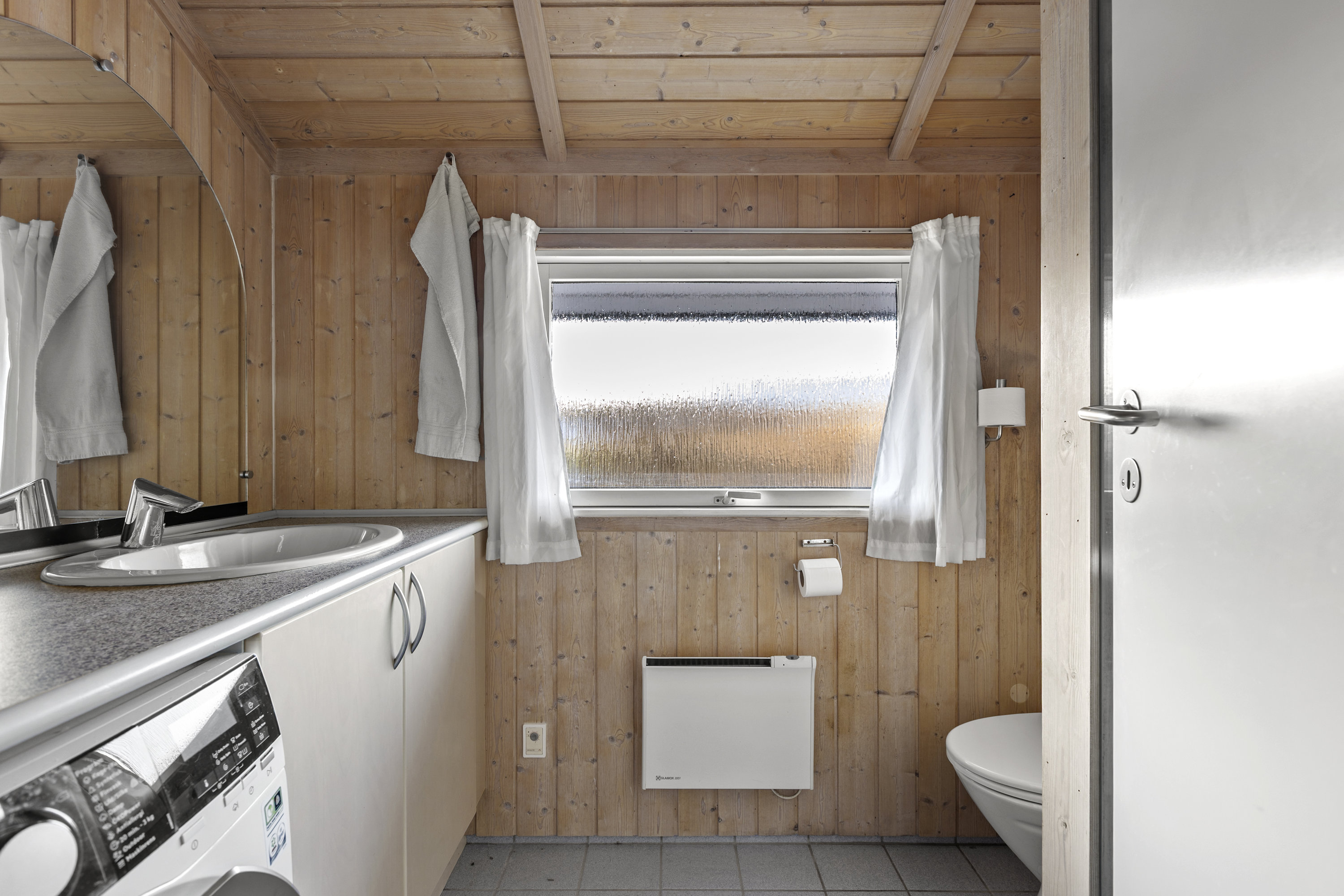 Fremhævet badeværelse billede i fuldskærmstilstand. Billede af Klyngestien 11, 4400 Kalundborg