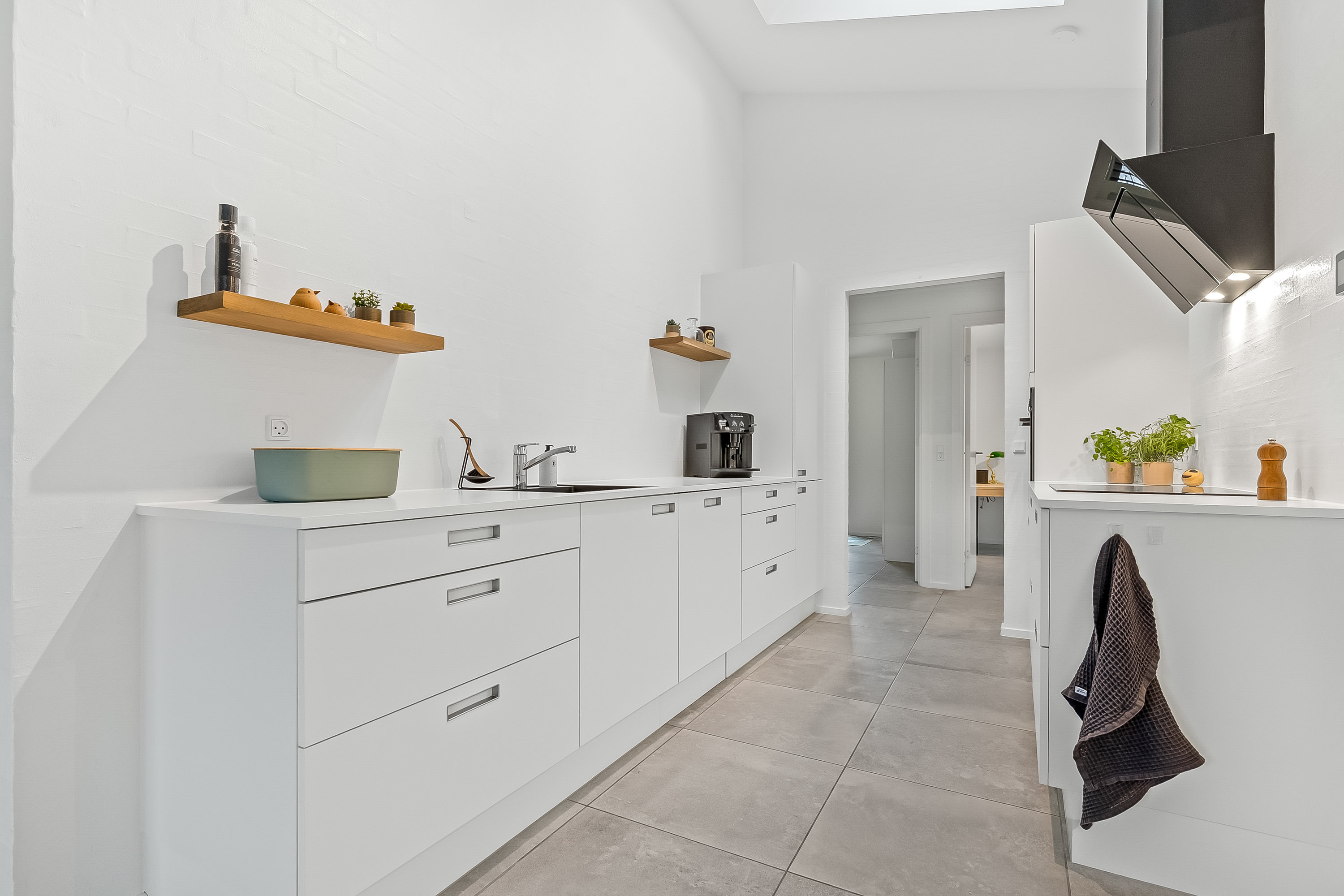 Fremhævet køkken billede i fuldskærmstilstand. Billede af Enggårdstoften 22, 7120 Vejle Øst