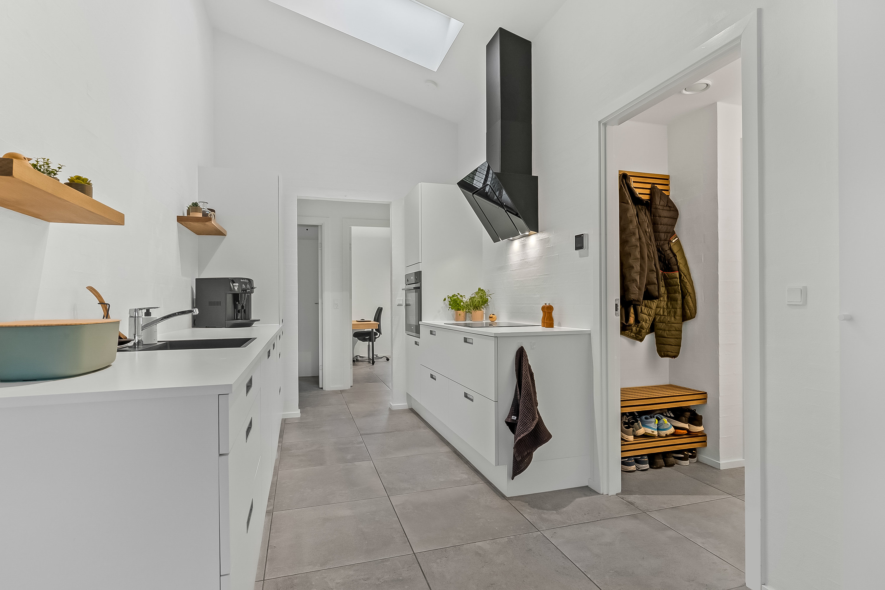 Fremhævet køkken billede i fuldskærmstilstand. Billede af Enggårdstoften 22, 7120 Vejle Øst