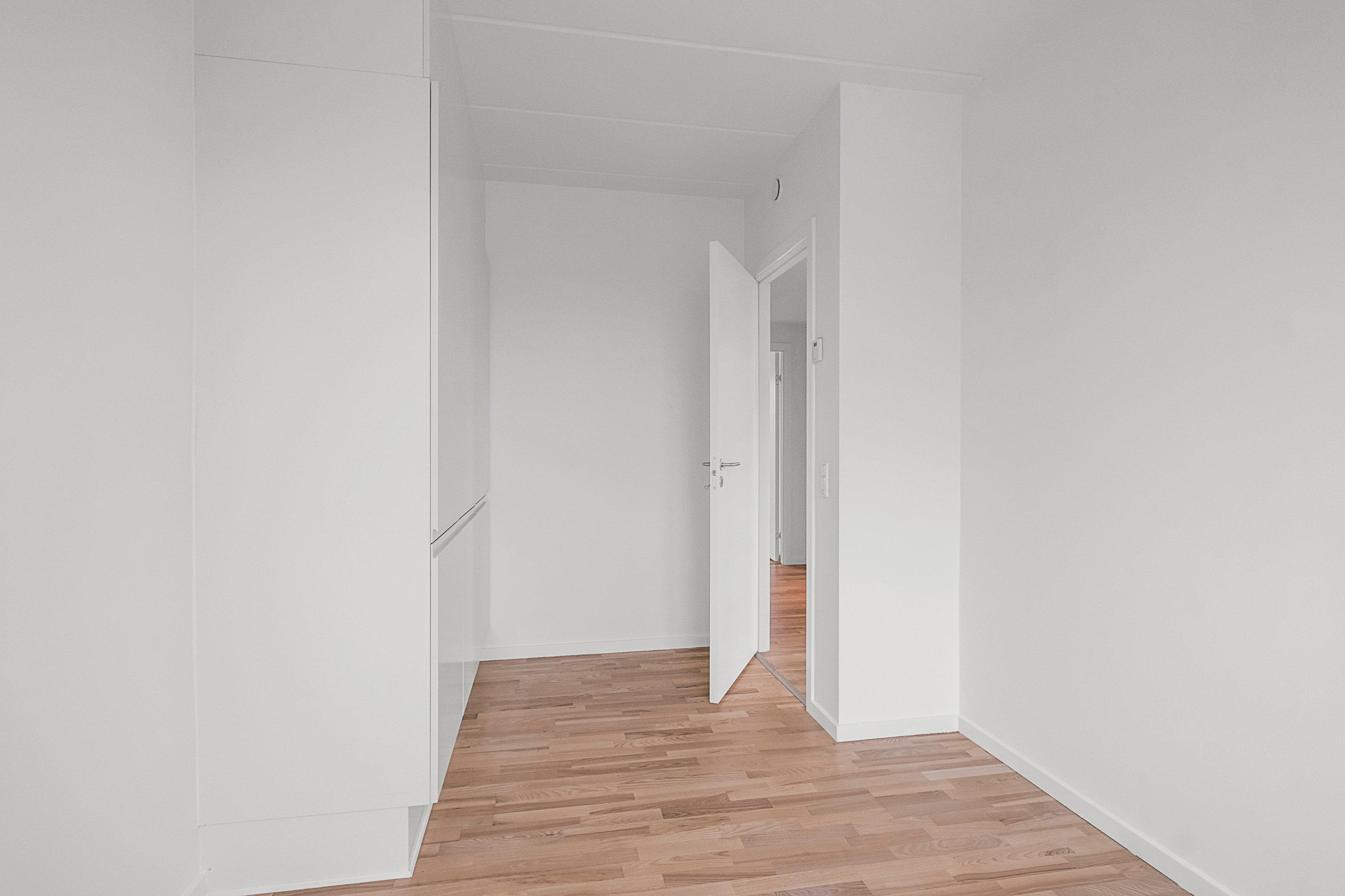 Fremhævet værelse billede i fuldskærmstilstand. Billede af Brobjerg Parkvej 86f, 8250 Egå