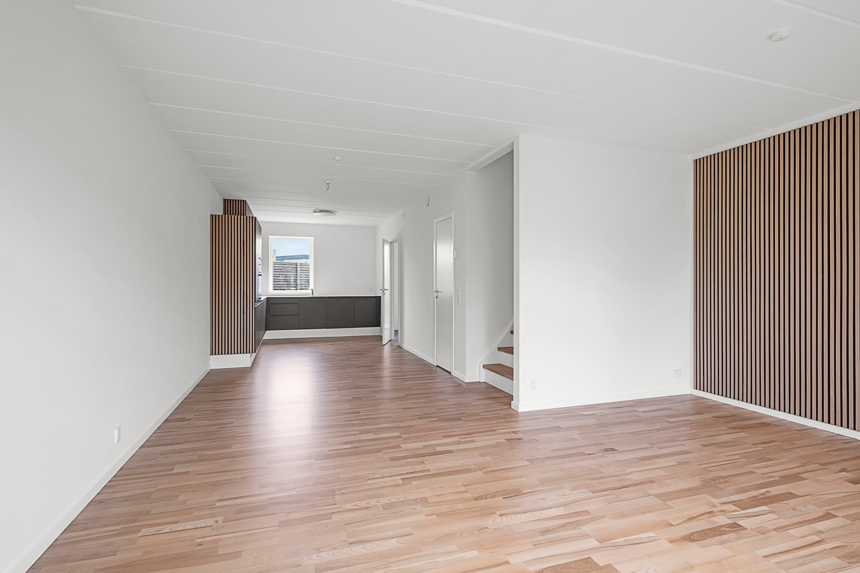 Fremhævet stue billede i fuldskærmstilstand. Billede af Brobjerg Parkvej 86f, 8250 Egå