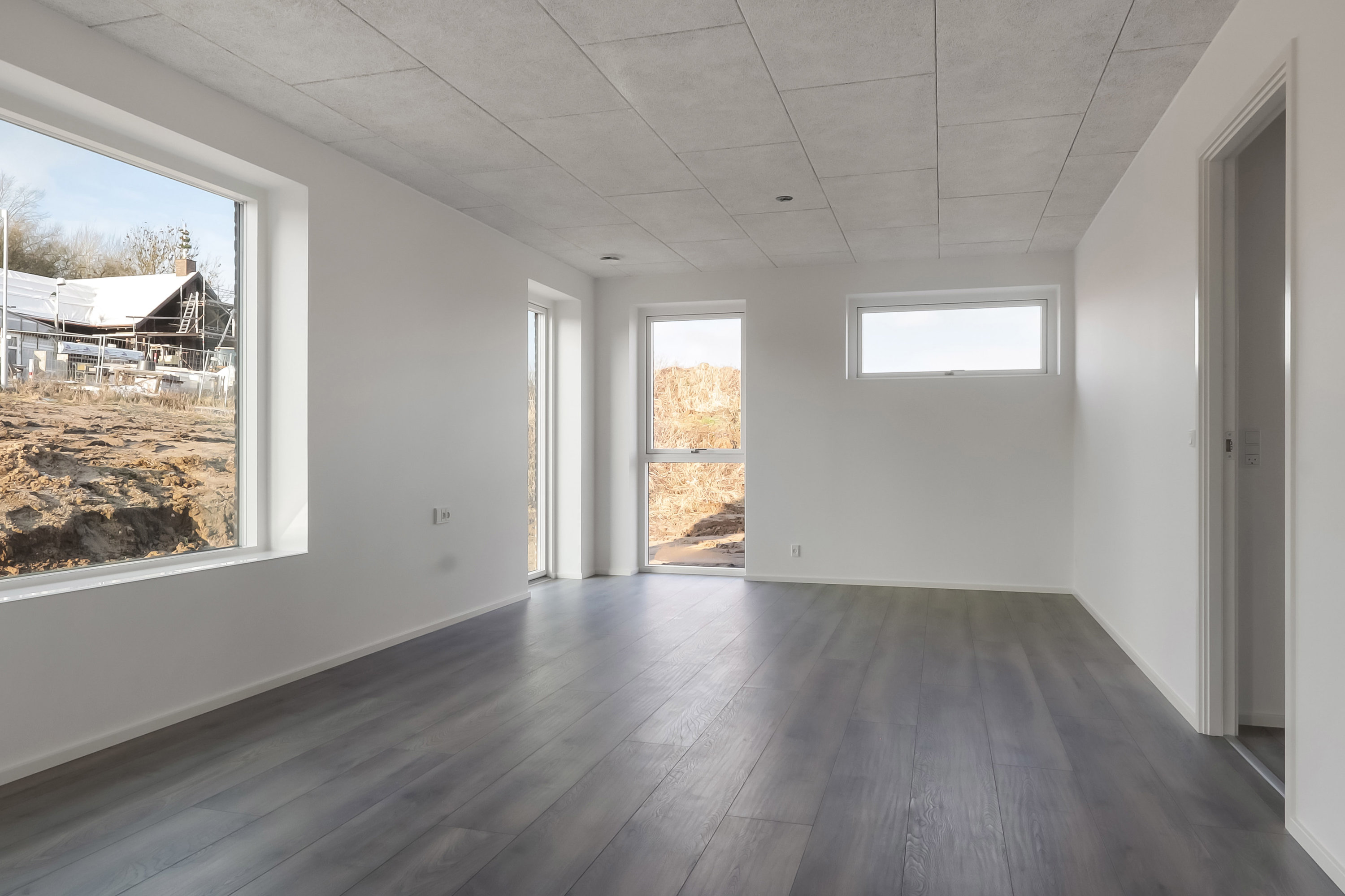 Fremhævet stue billede i fuldskærmstilstand. Billede af Grønnedal 17, Troense, 5700 Svendborg