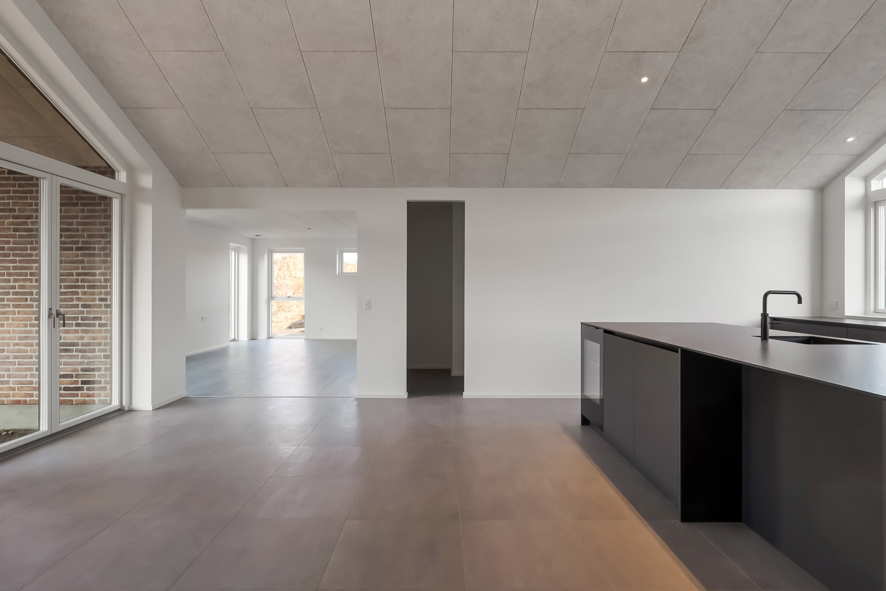 Fremhævet køkken billede i fuldskærmstilstand. Billede af Grønnedal 17, Troense, 5700 Svendborg