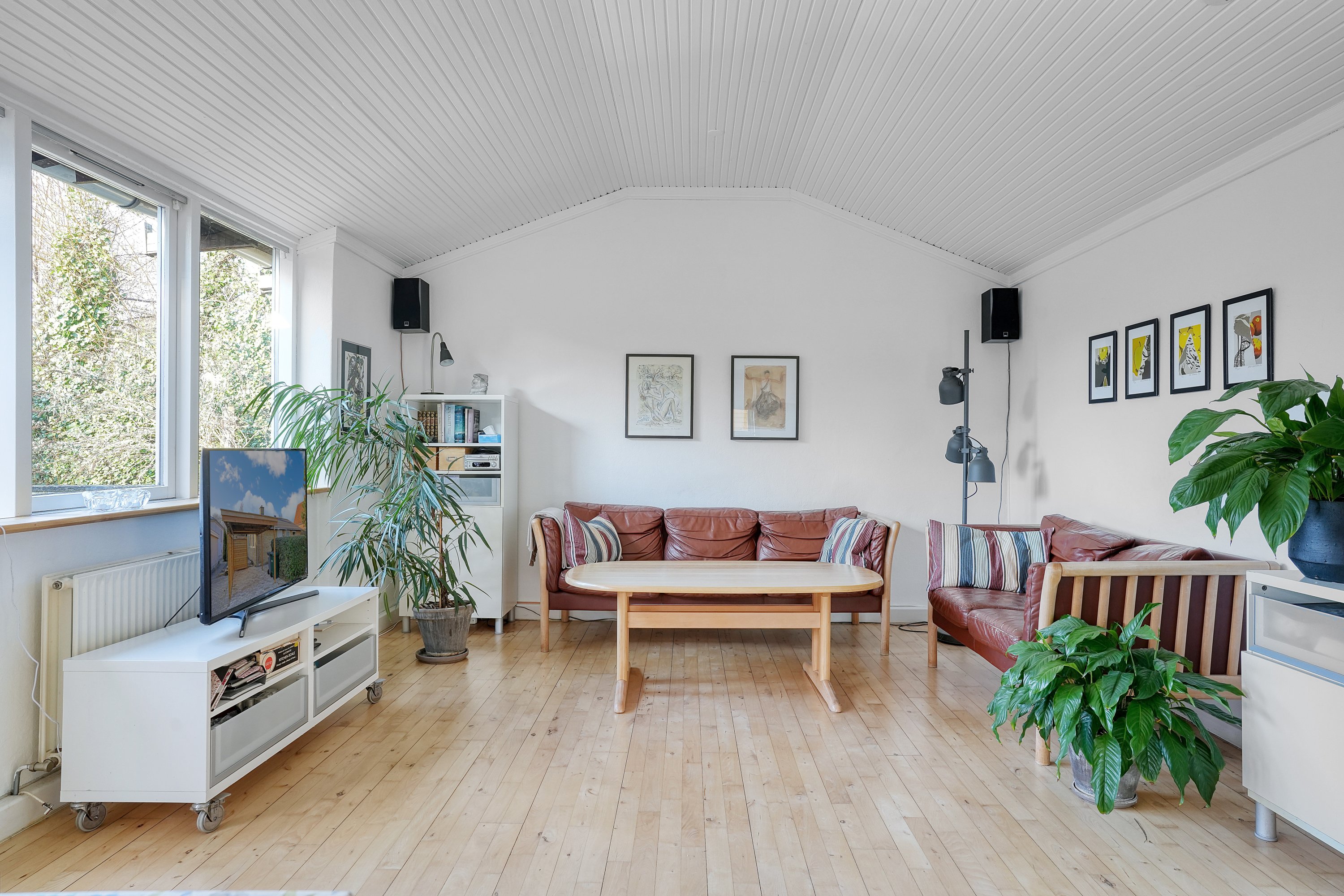 Fremhævet stue billede i fuldskærmstilstand. Billede af Englodden 22, 2500 Valby