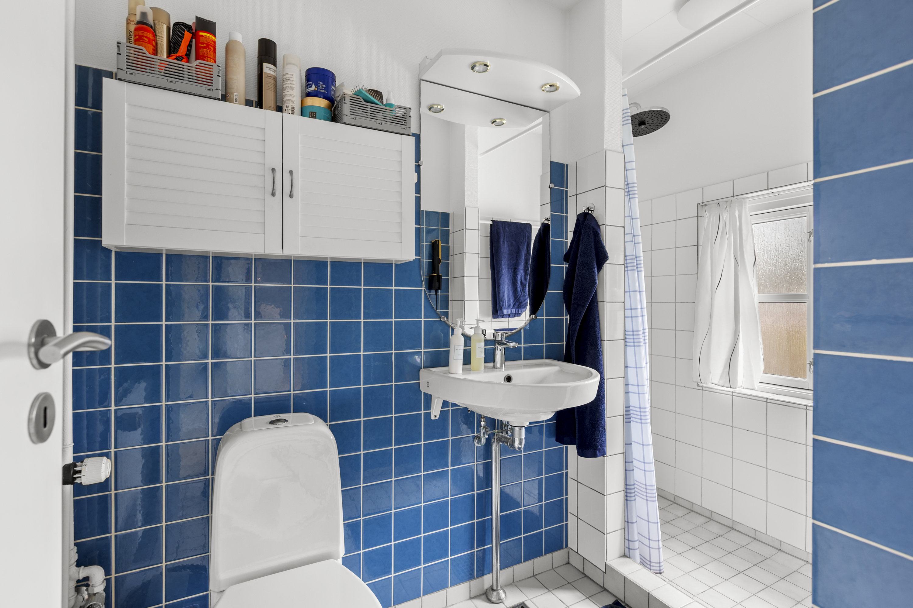 Fremhævet badeværelse billede i fuldskærmstilstand. Billede af Hybenvej 7A, 4100 Ringsted