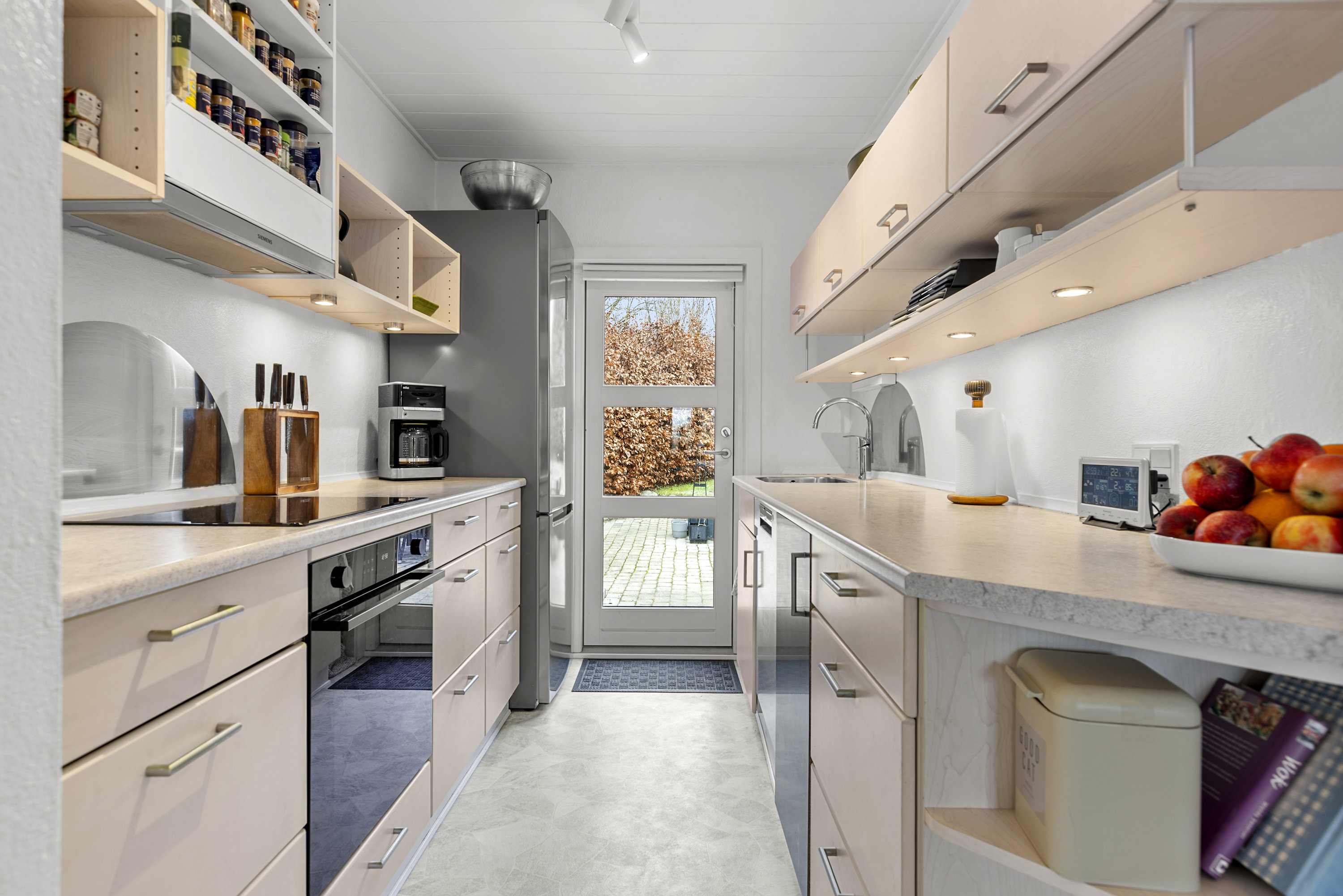 Fremhævet køkken billede i fuldskærmstilstand. Billede af Hybenvej 7A, 4100 Ringsted