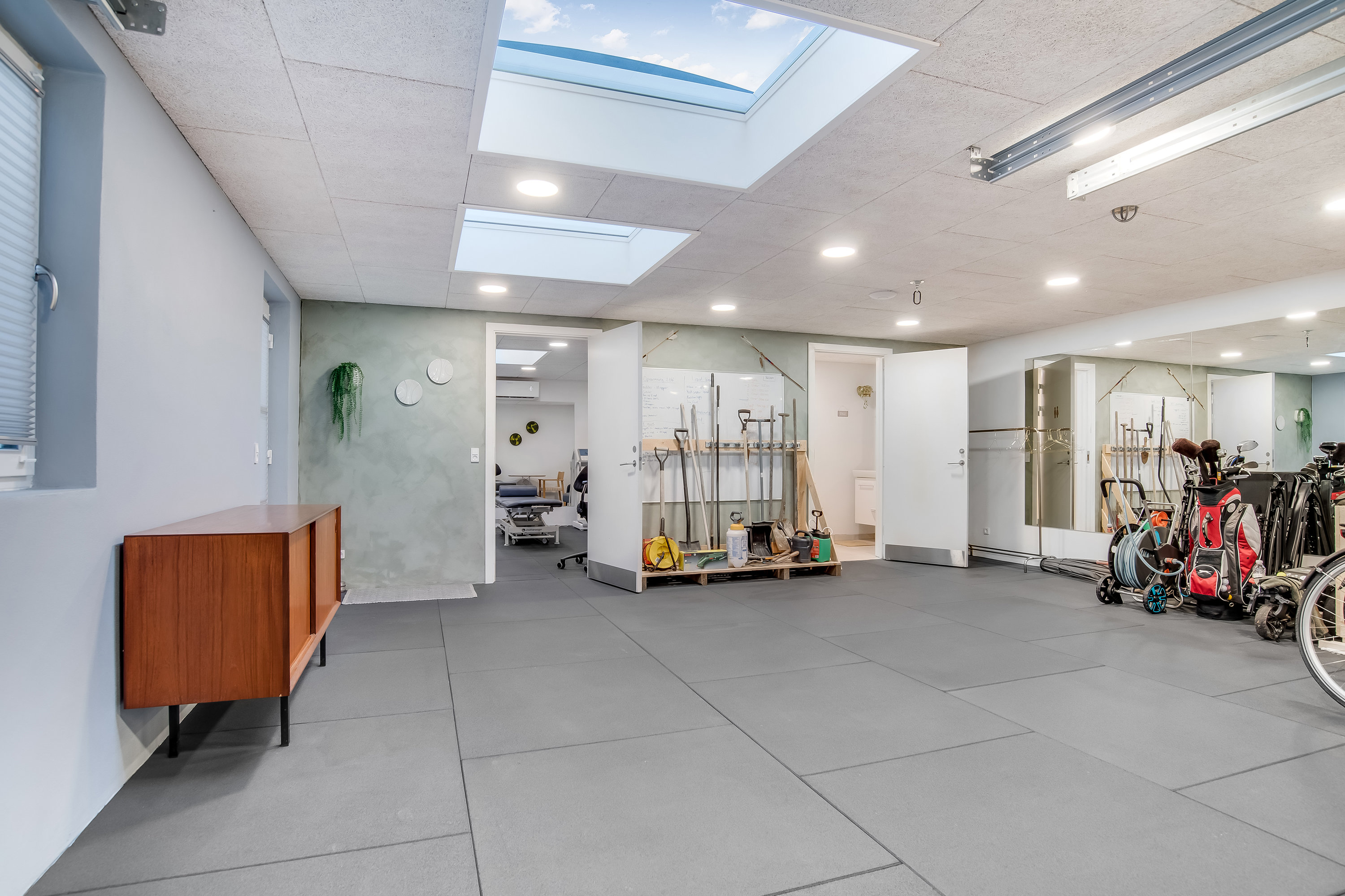 Fremhævet garage billede i fuldskærmstilstand. Billede af Geranievej 4, Mejrup, 7500 Holstebro