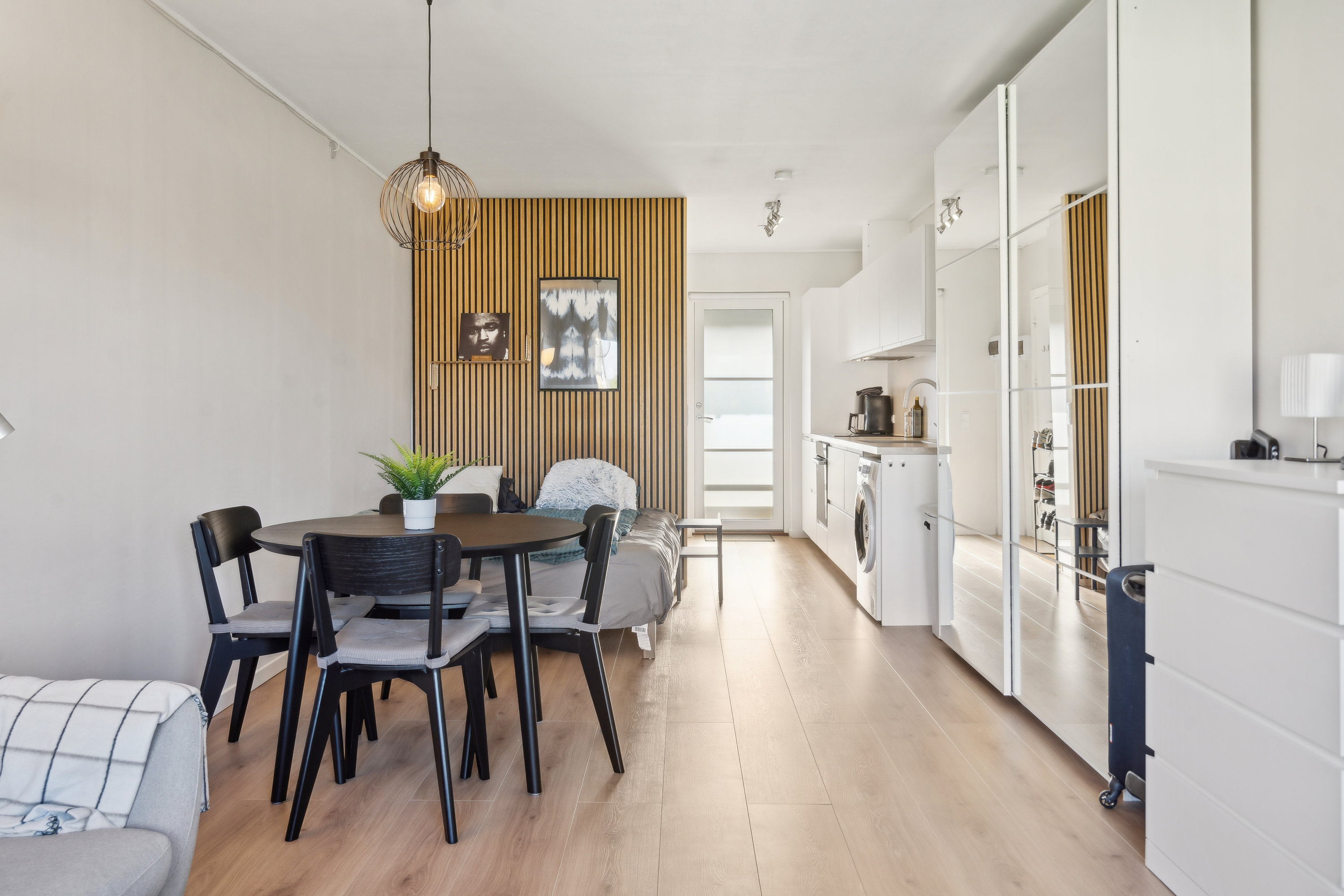 Fremhævet  billede i fuldskærmstilstand. Billede af Hverringevej 1, 1. 13., 5230 Odense M