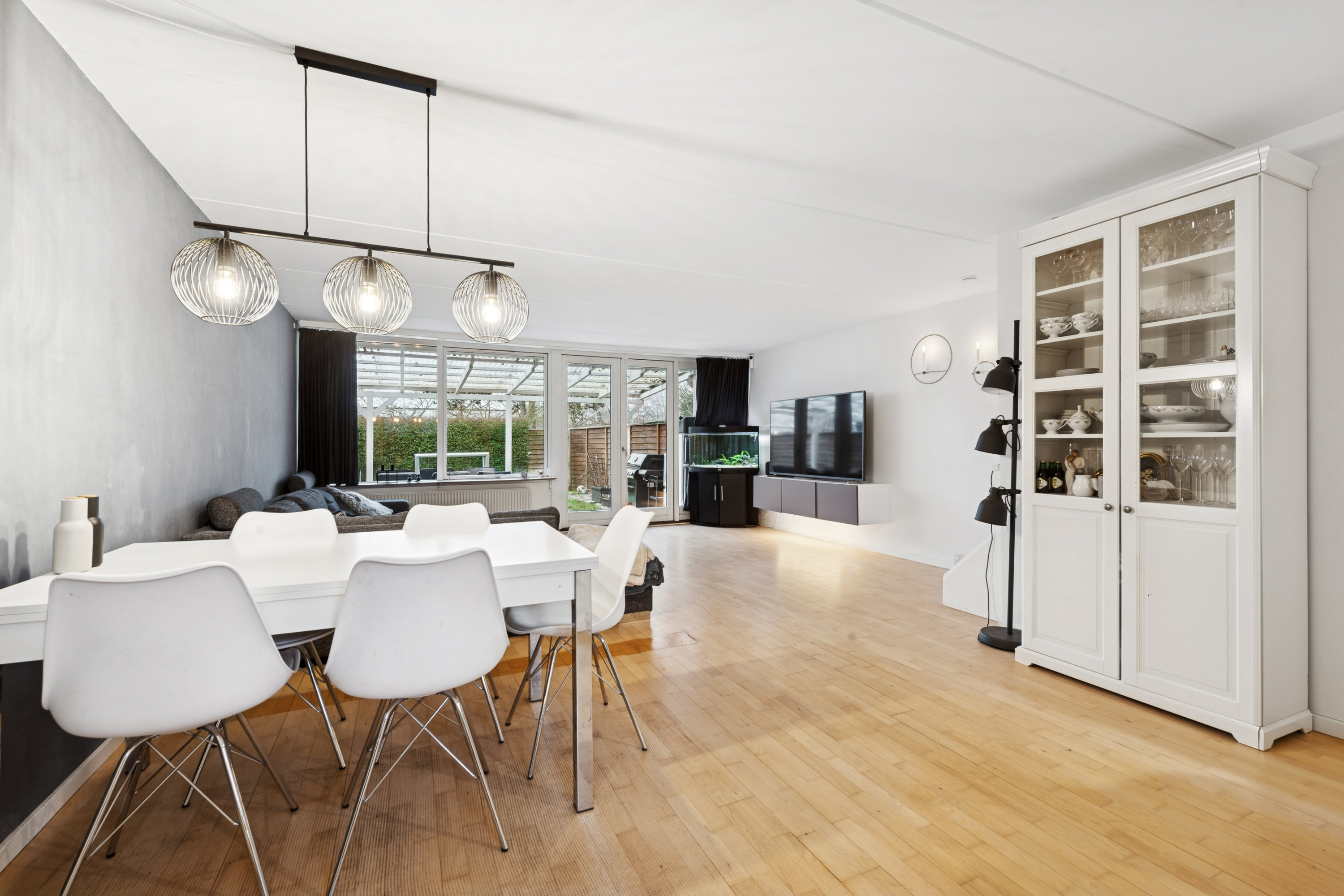 Fremhævet stue billede i fuldskærmstilstand. Billede af Jægerhusene 11, 2620 Albertslund