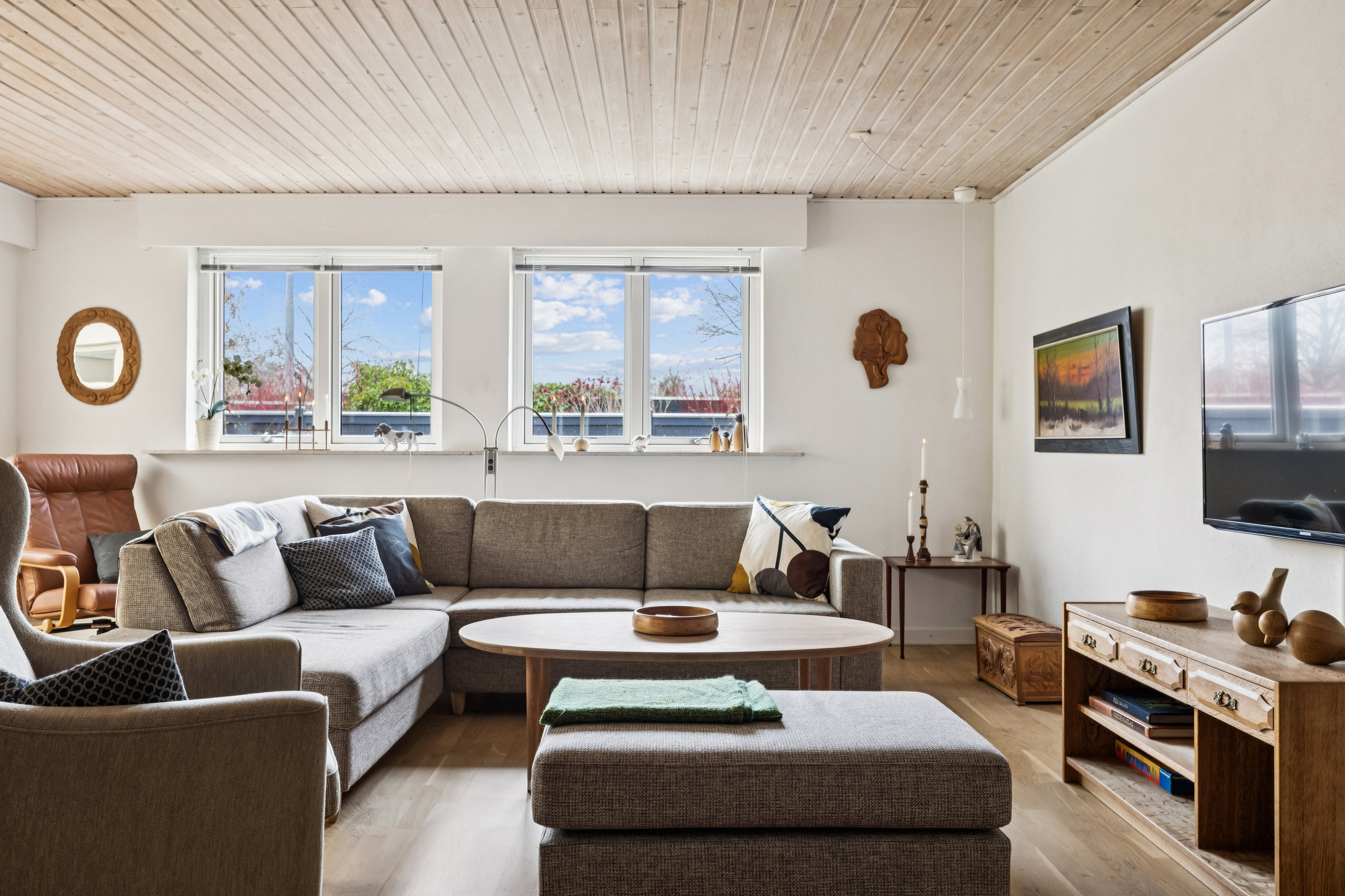 Fremhævet stue billede i fuldskærmstilstand. Billede af Tybrindvænget 9, 5230 Odense M