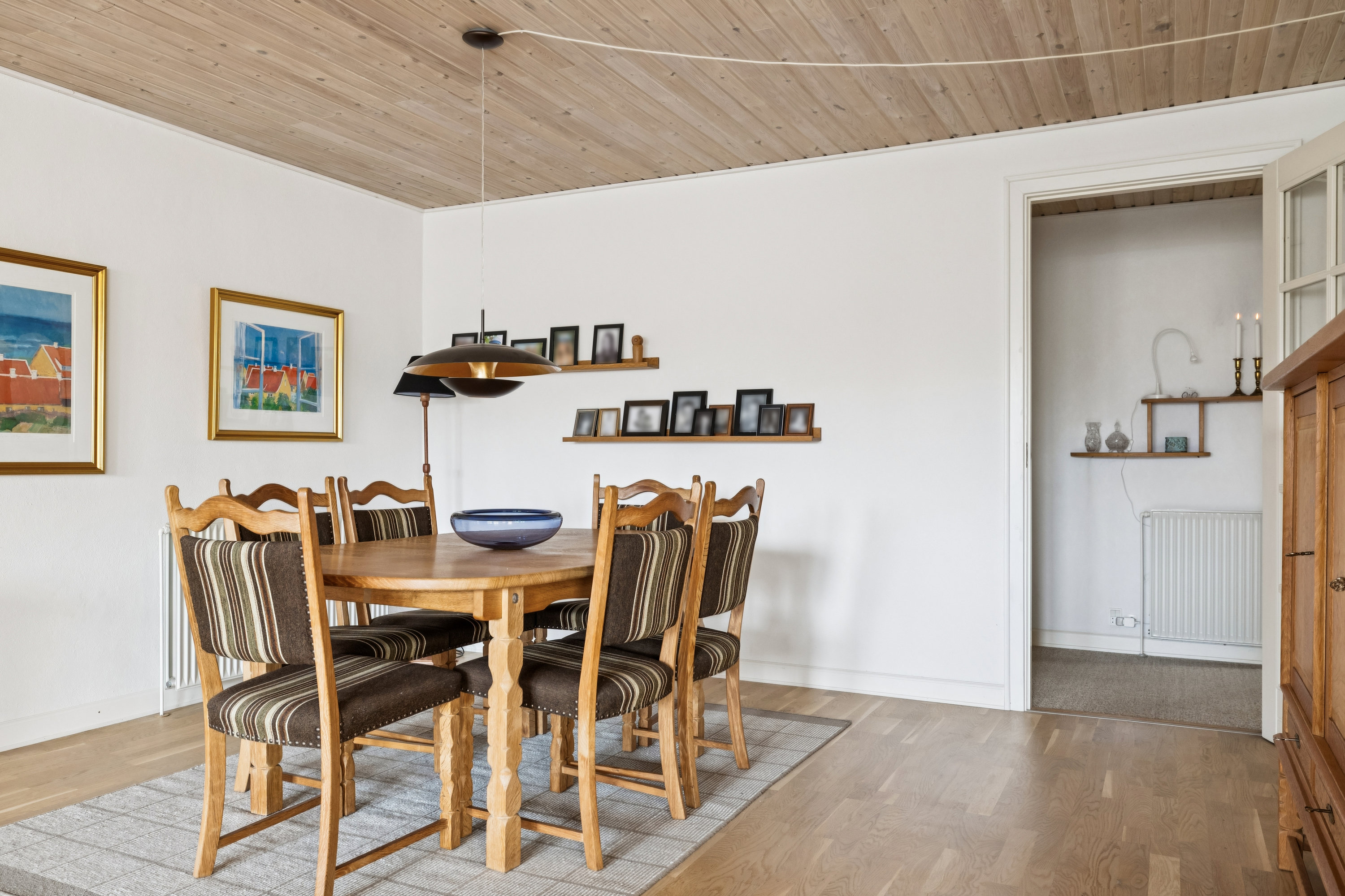 Fremhævet stue billede i fuldskærmstilstand. Billede af Tybrindvænget 9, 5230 Odense M