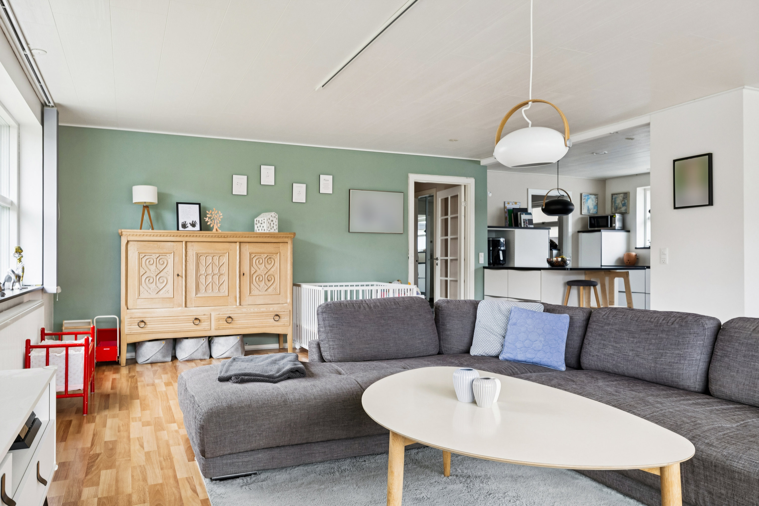 Fremhævet stue billede i fuldskærmstilstand. Billede af Stellavej 33, Paarup, 5210 Odense NV