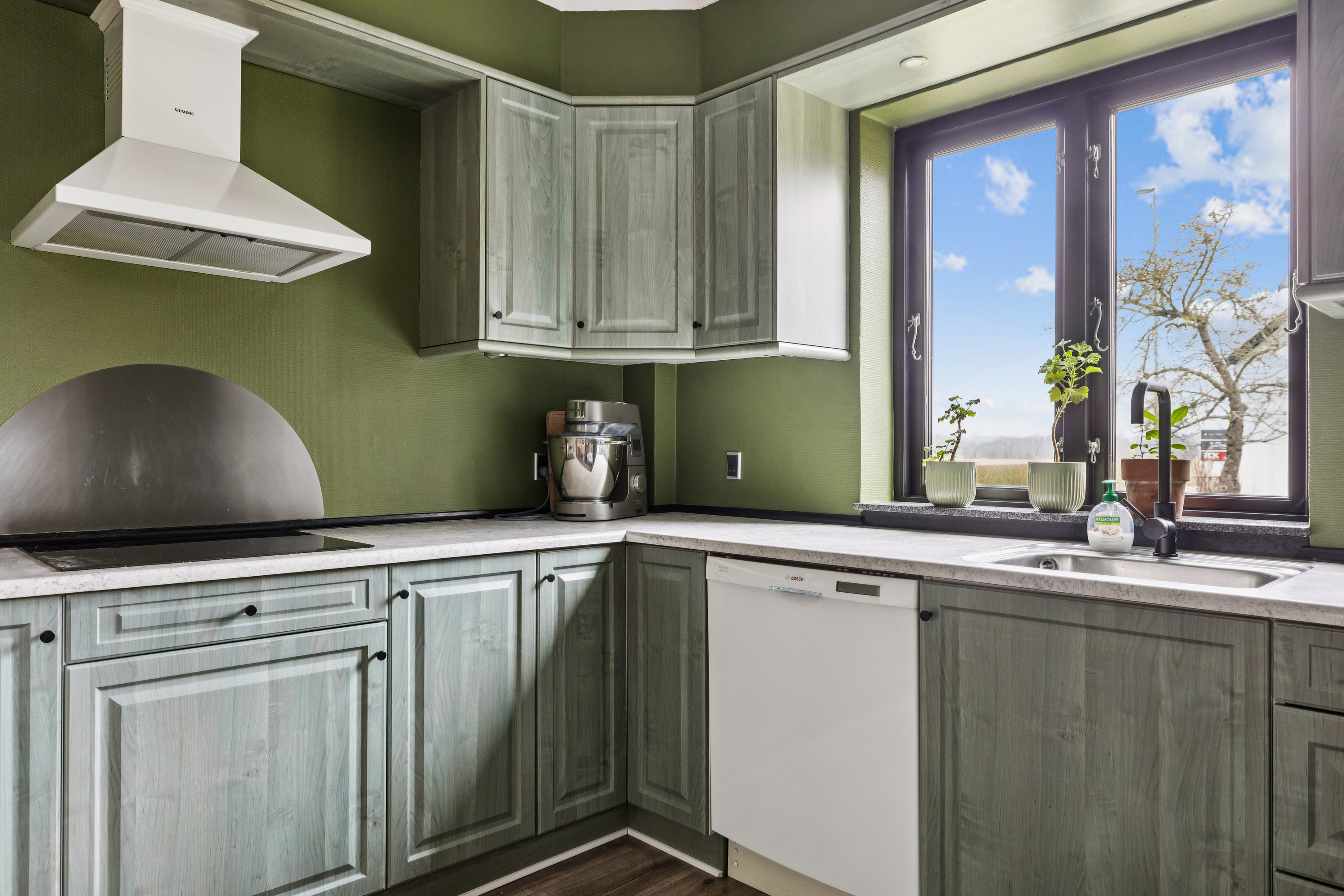 Fremhævet køkken billede i fuldskærmstilstand. Billede af Rugårdsvej 317, Villestofte, 5210 Odense NV