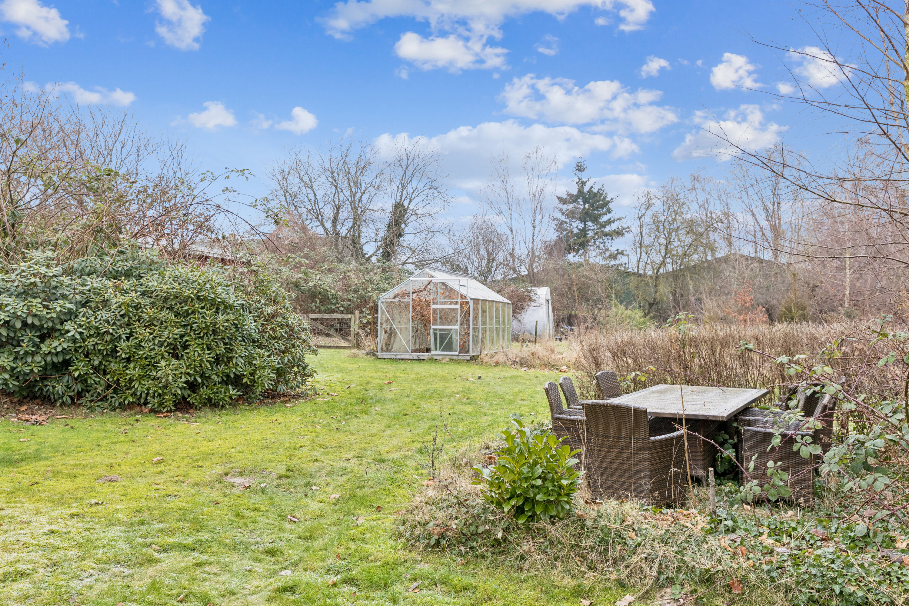 Fremhævet have billede i fuldskærmstilstand. Billede af Rugårdsvej 317, Villestofte, 5210 Odense NV