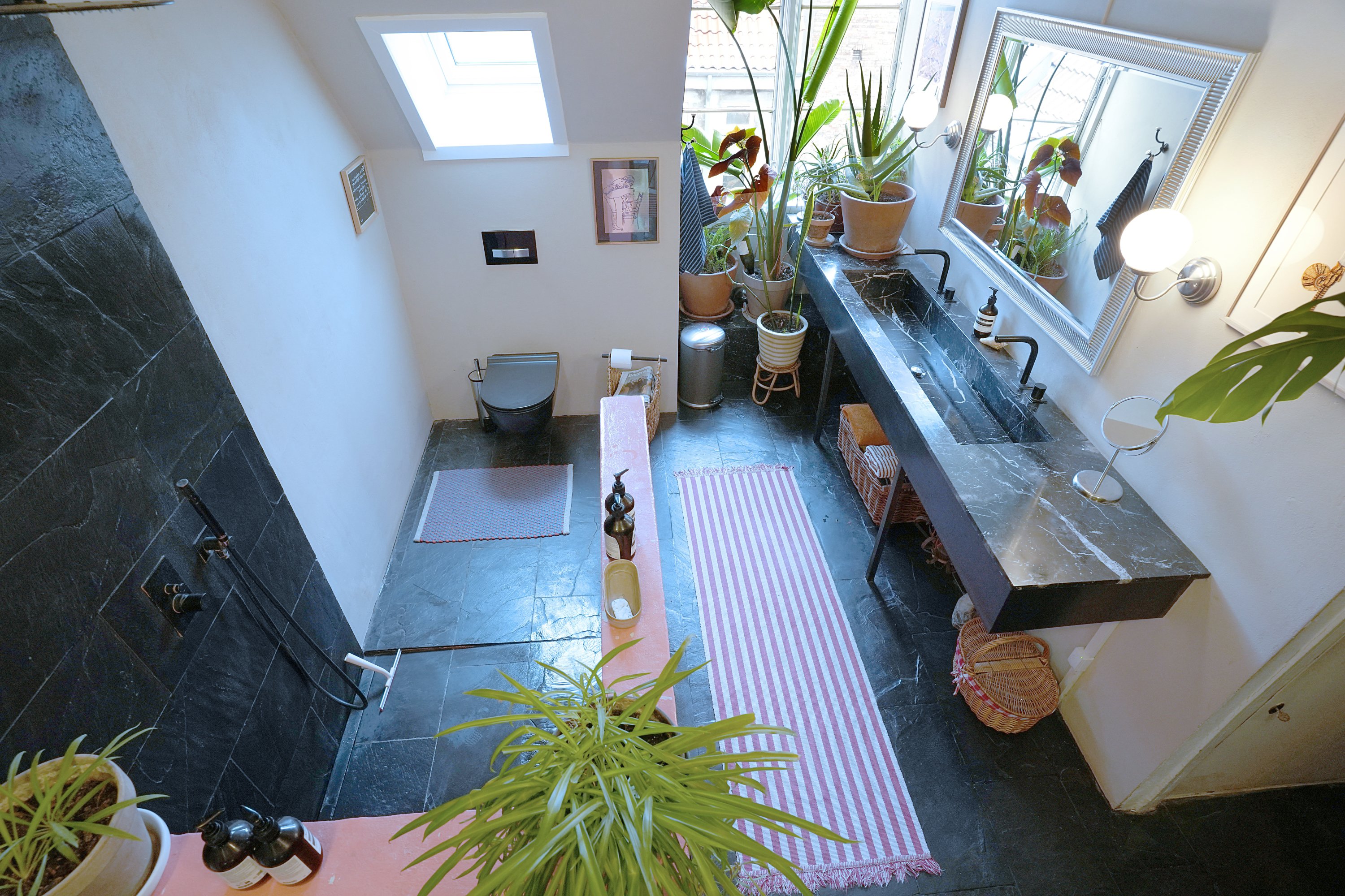 Fremhævet badeværelse billede i fuldskærmstilstand. Billede af Classensgade 17B, 5. tv., 2100 København Ø