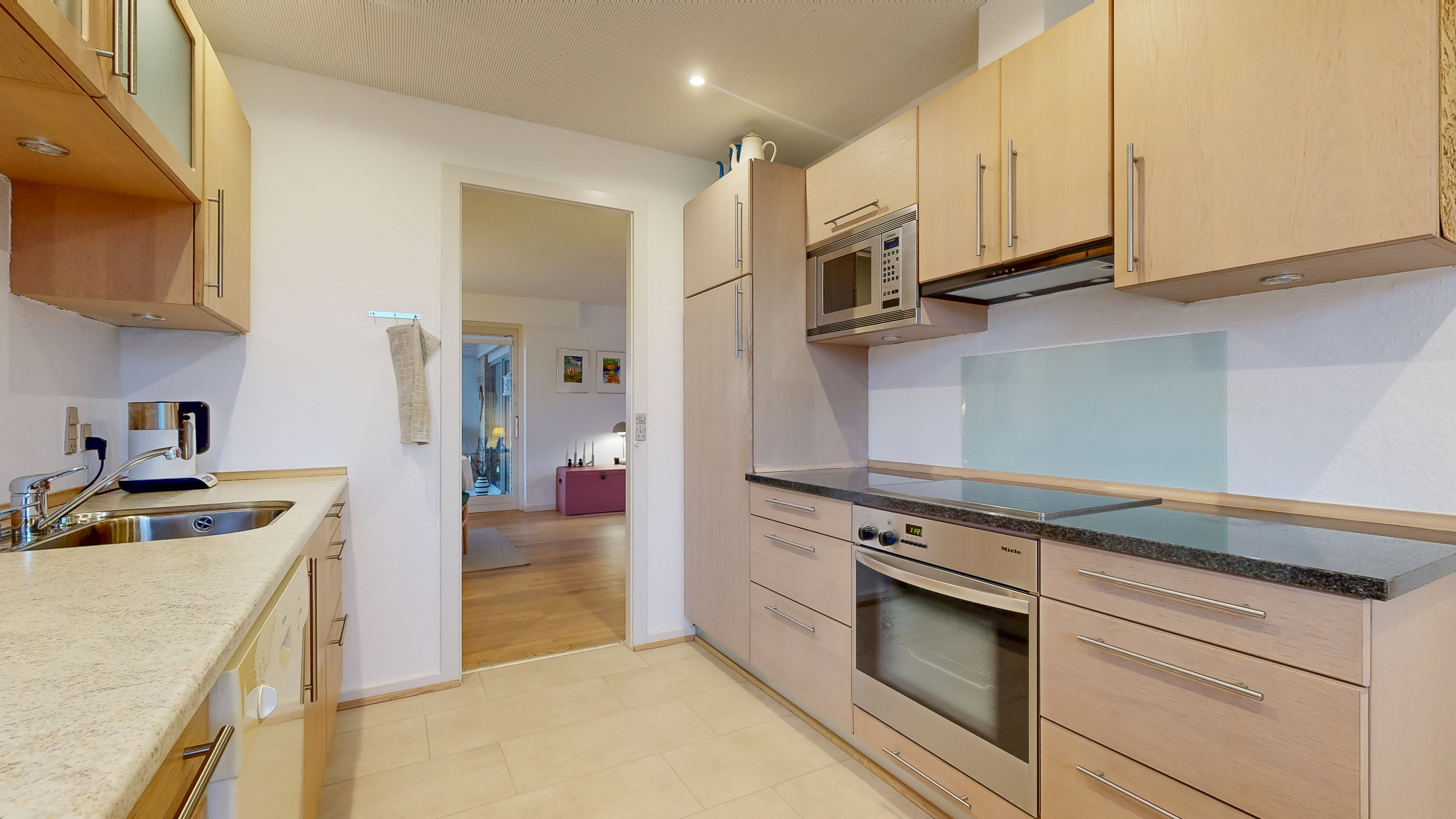 Fremhævet køkken billede i fuldskærmstilstand. Billede af Ladehøjvej 28, 8831 Løgstrup