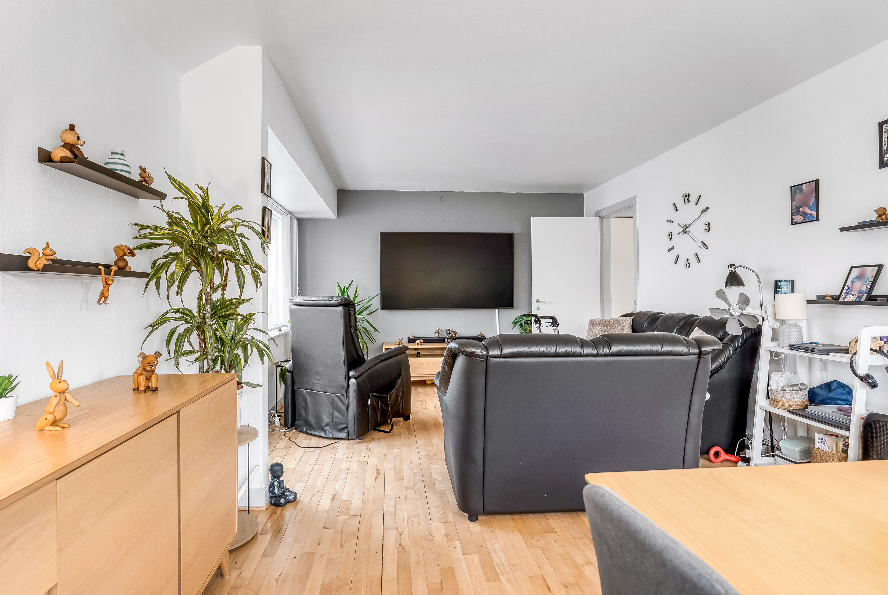 Fremhævet stue billede i fuldskærmstilstand. Billede af Møllevej 54, 4872 Idestrup